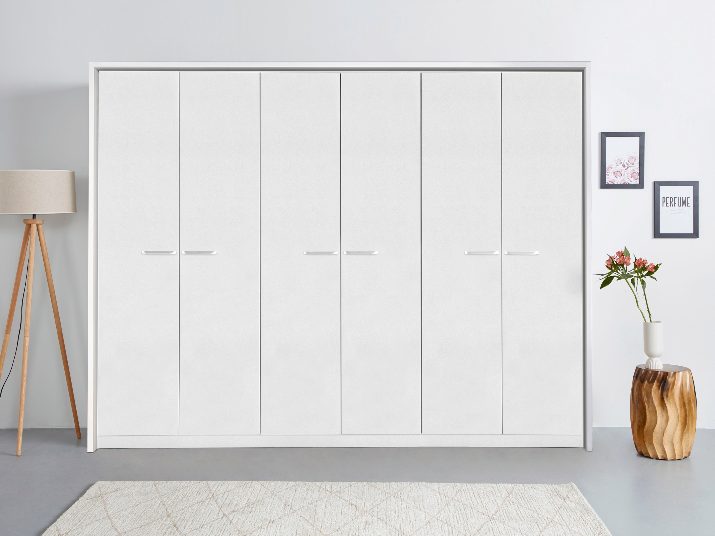 rauch Drehtürenschrank »Kleiderschrank Schrank Garderobe Wäscheschrank Ankleide OTELI« erhältlich in Breiten 230/275 cm inkl. Innenschubladen und extra Böden,  inkl. Passepartout optional mit Beleuchtung