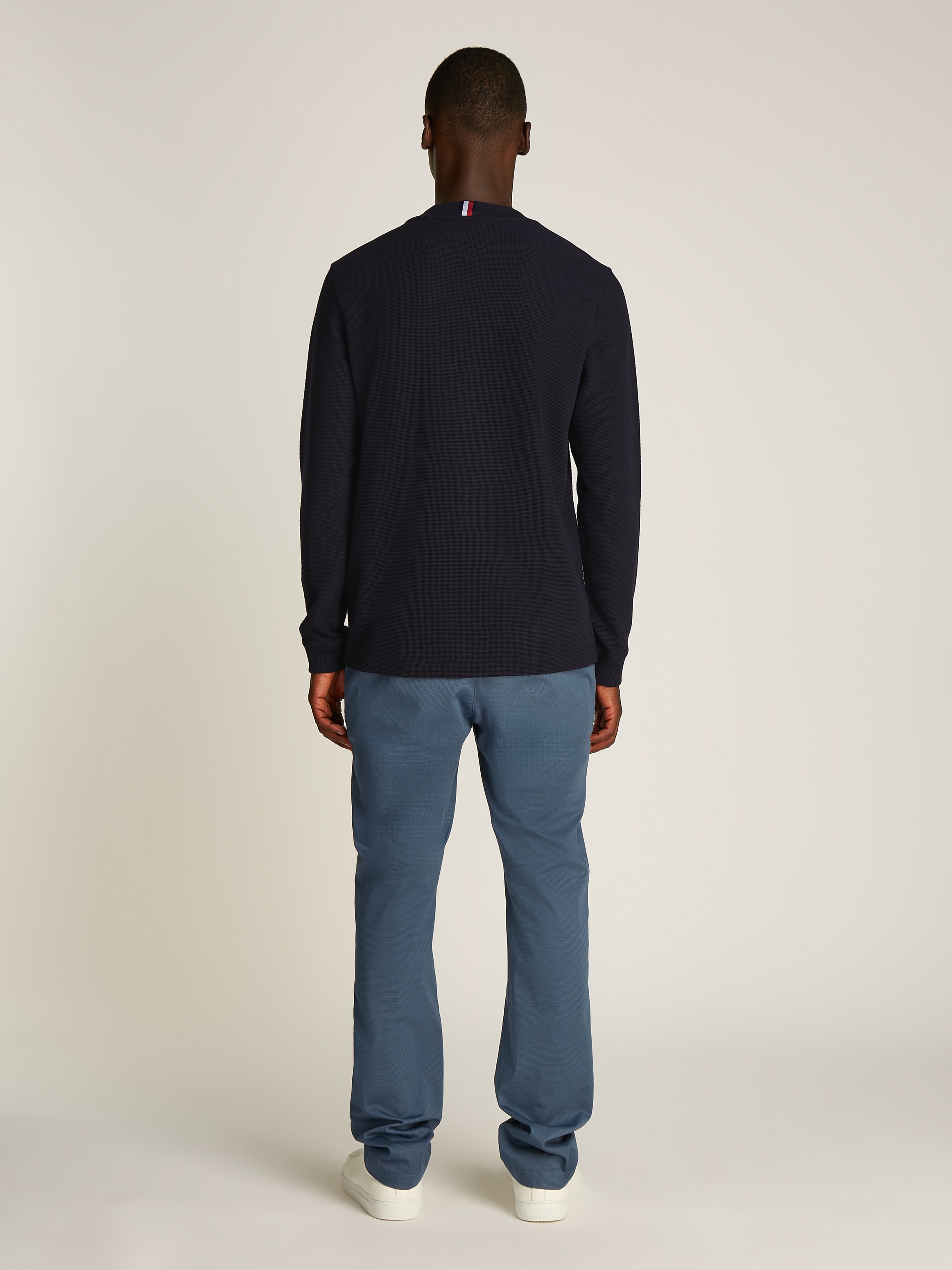 Tommy Hilfiger Rundhalspullover »TEXTURED LS TEE« mit Rundhalsausschnitt
