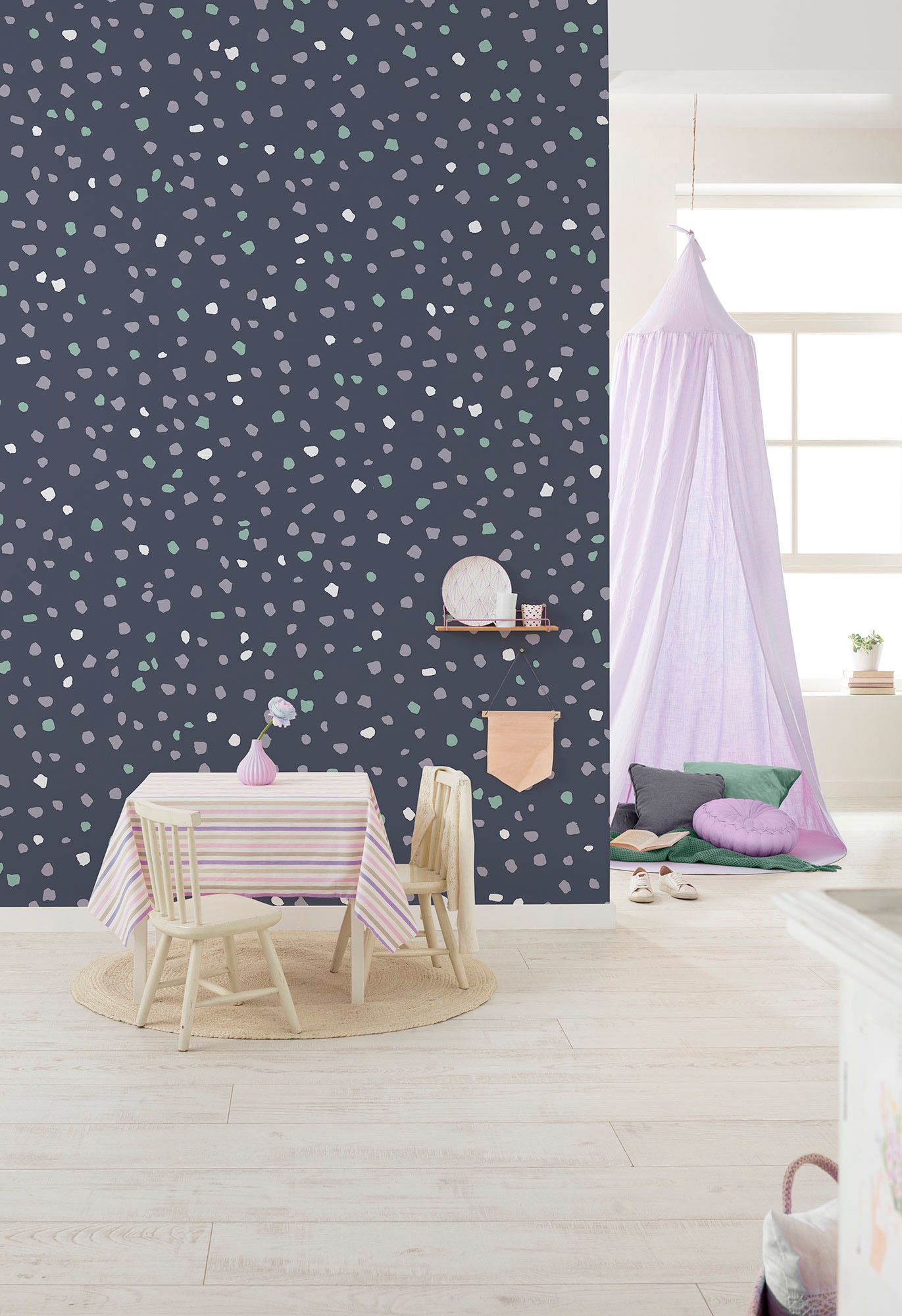 Komar Vliestapete »Digitaldruck Vlies - Dotty Dance - Größe 200 x 250 cm«, bedruckt, Wohnzimmer, Schlafzimmer