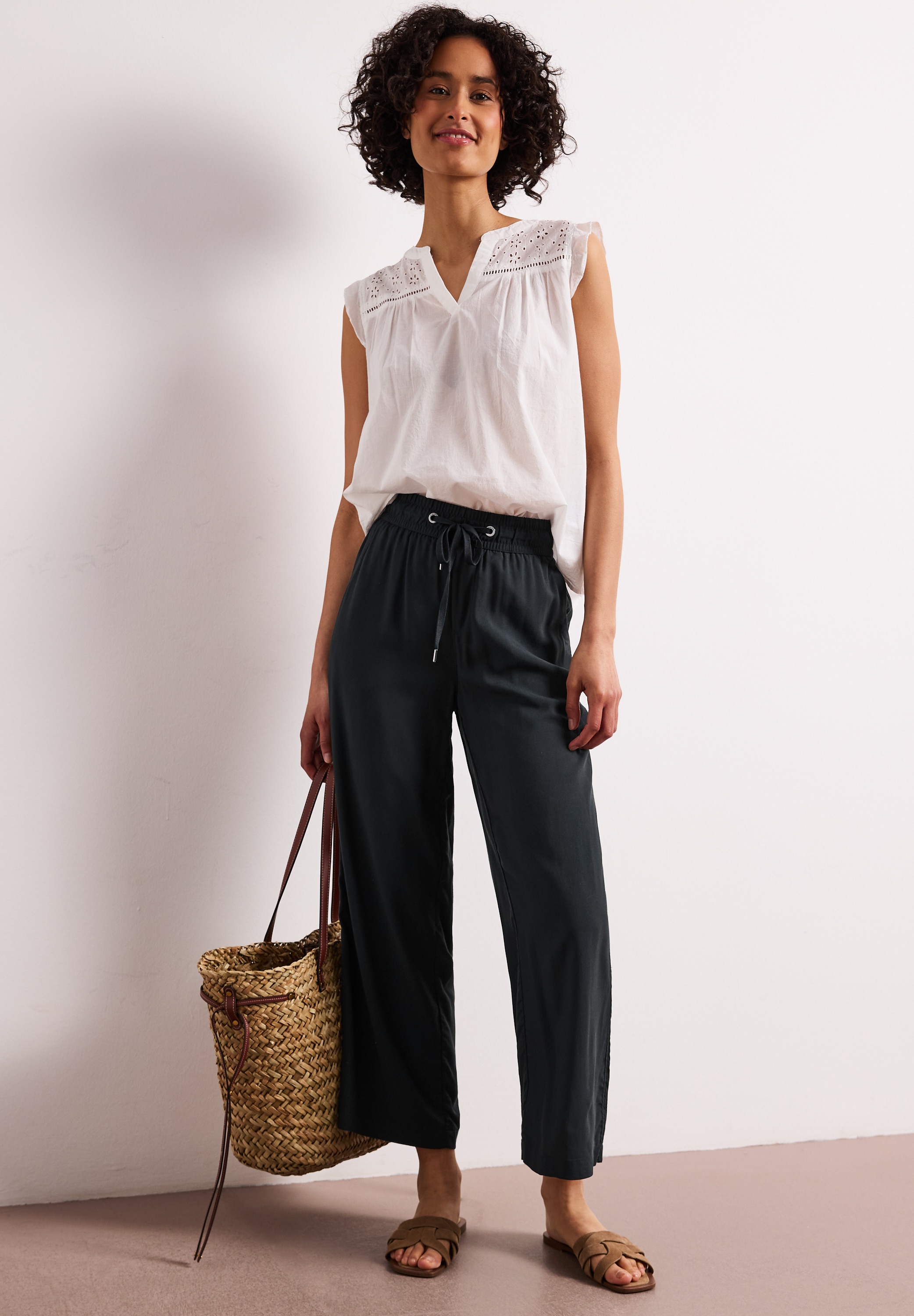STREET ONE Stoffhose »Style Emee«  3/4-Sommerhose mit elastischem Bund und Tunnelzug