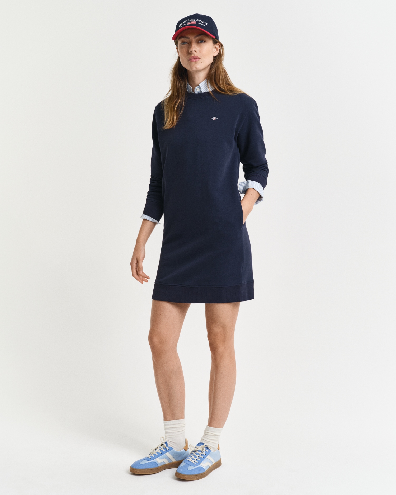 Gant Sweatkleid »SHIELD C-NECK SWEAT DRESS«, Shield Sweatkleid mit Rundhalsausschnitt