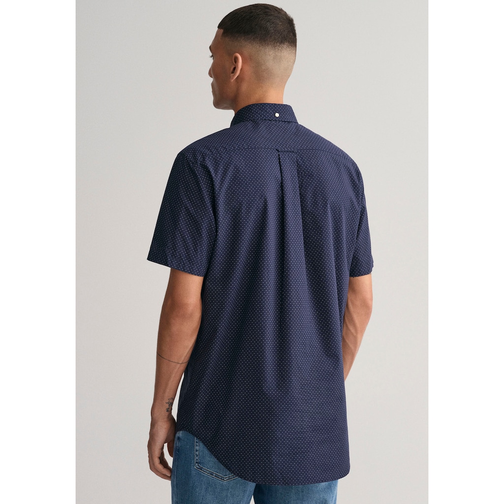 Gant Kurzarmhemd »Regular Fit Microdot Popeline Hemd strapazierfähig pflegeleicht«, mit Logostickerei auf der Brust