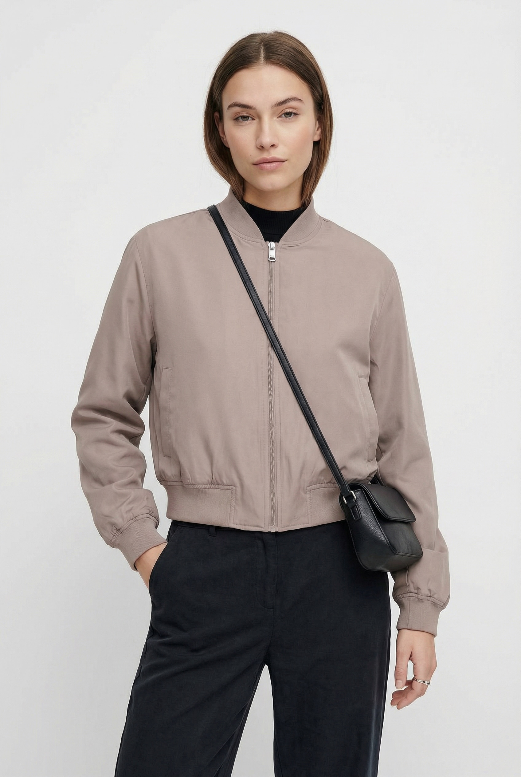 ONLY Bomberjacke »ONLALMA BOMBER OTW NOOS« mit Seitentaschen