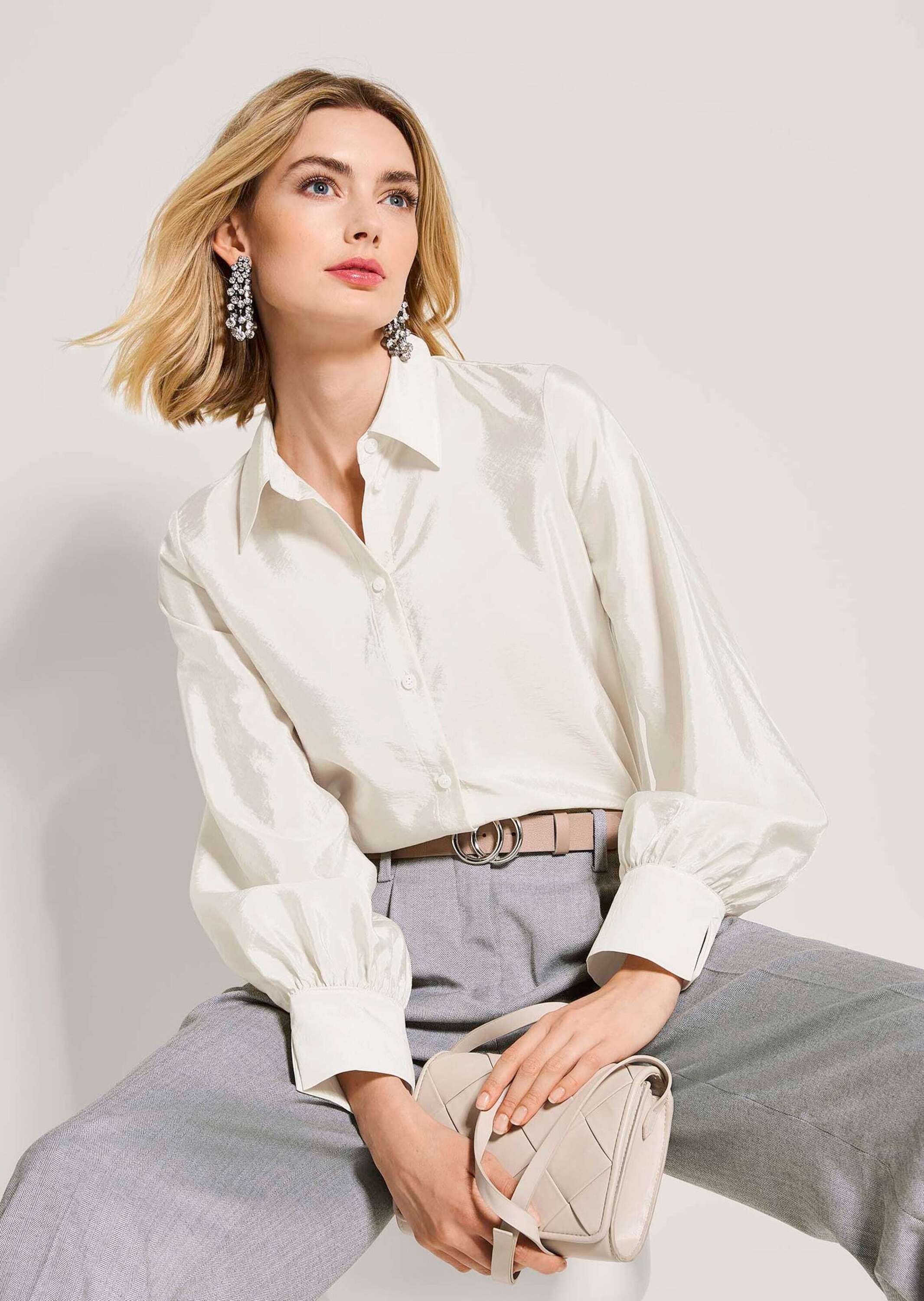 MADELEINE Langarmbluse »Hemdbluse Glanzbluse mit Hemdkragen« Bluse mit Kräuslung am Ärmelsaum