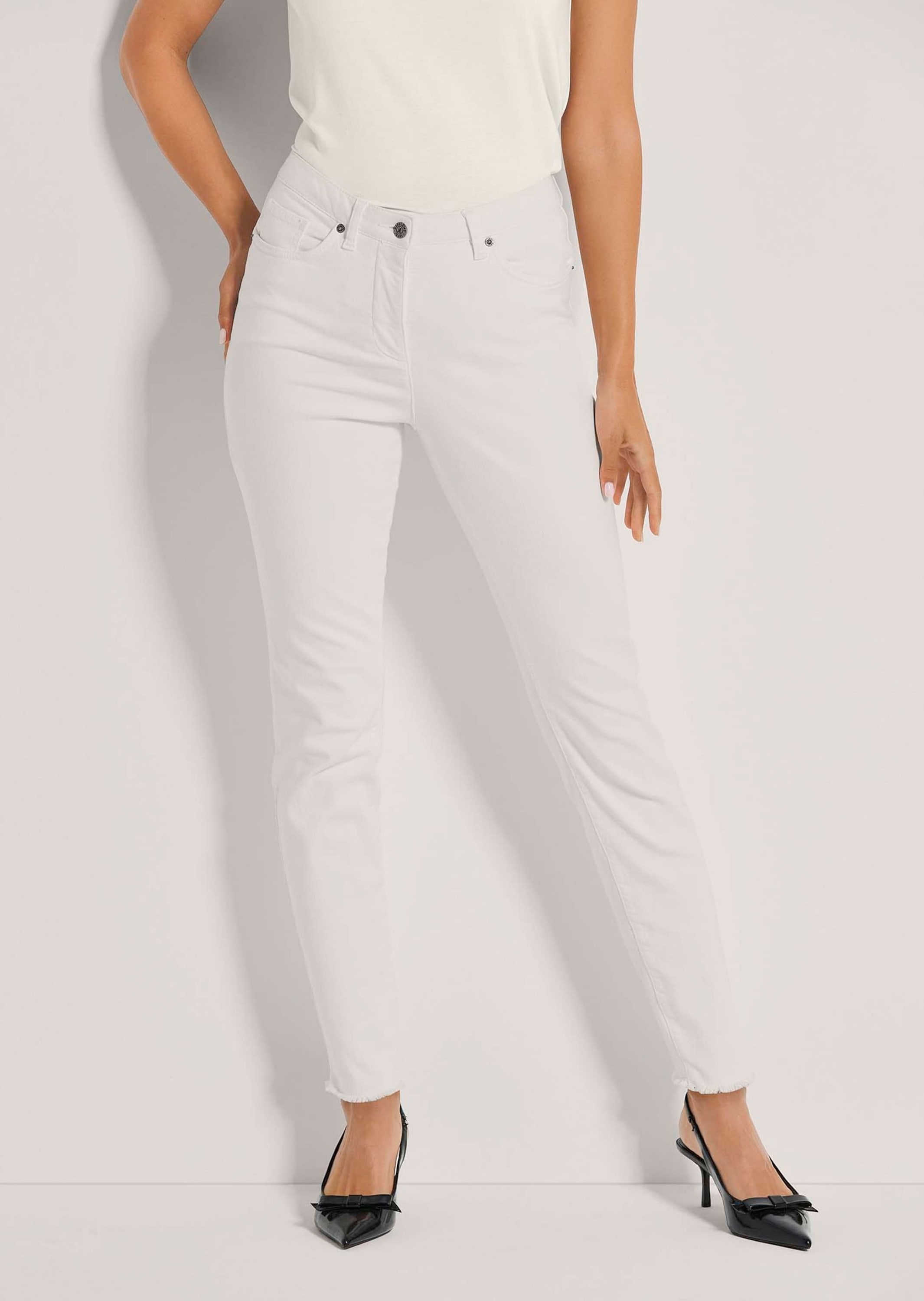 MADELEINE Regular-fit-Jeans »Jeans Mid Waist Skinny-Hose mit Fransen«