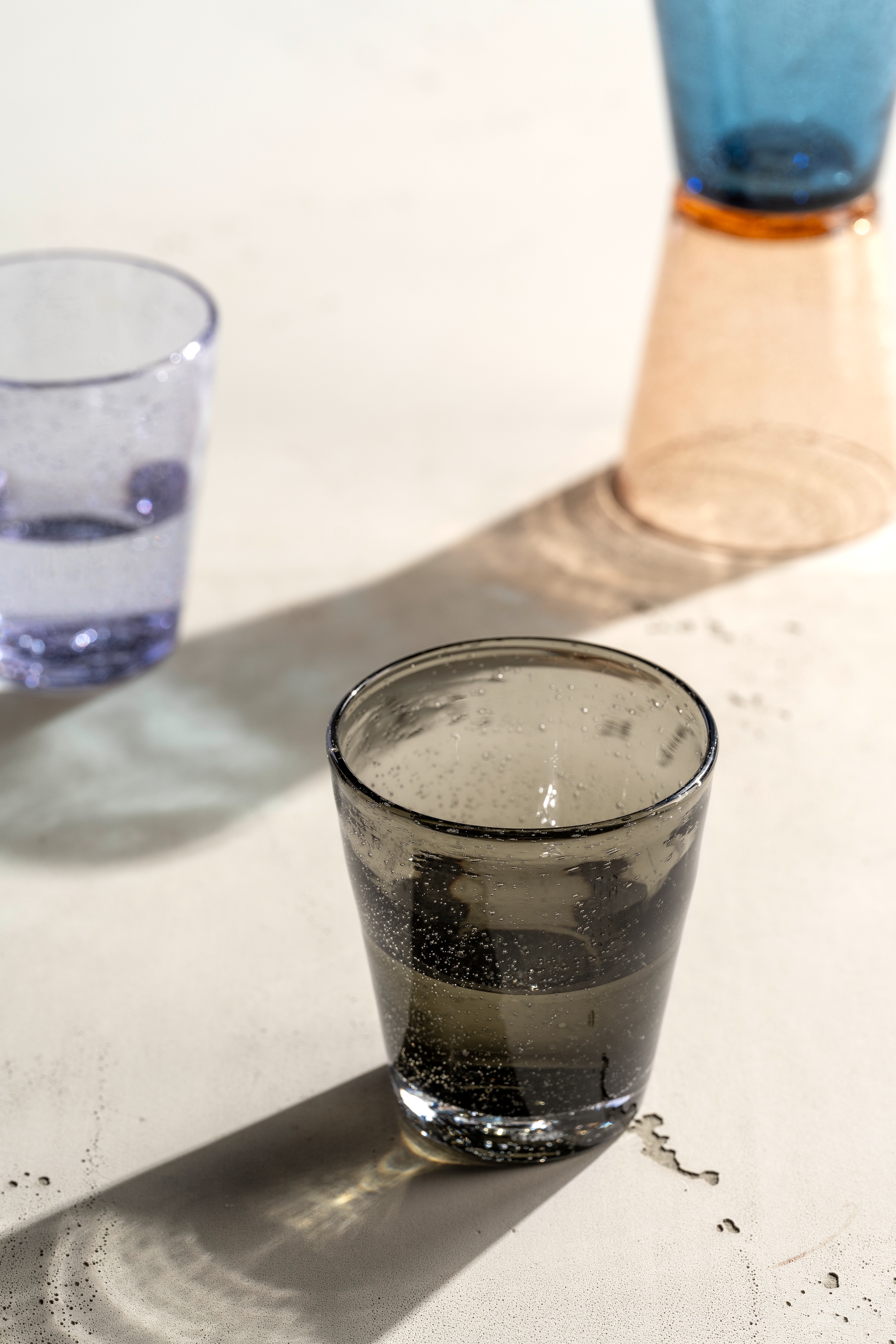 LEONARDO Gläser-Set »Trinkglas BURANO, 330 ml, 4er-Set« aus mundgeblasenem Schaumglas