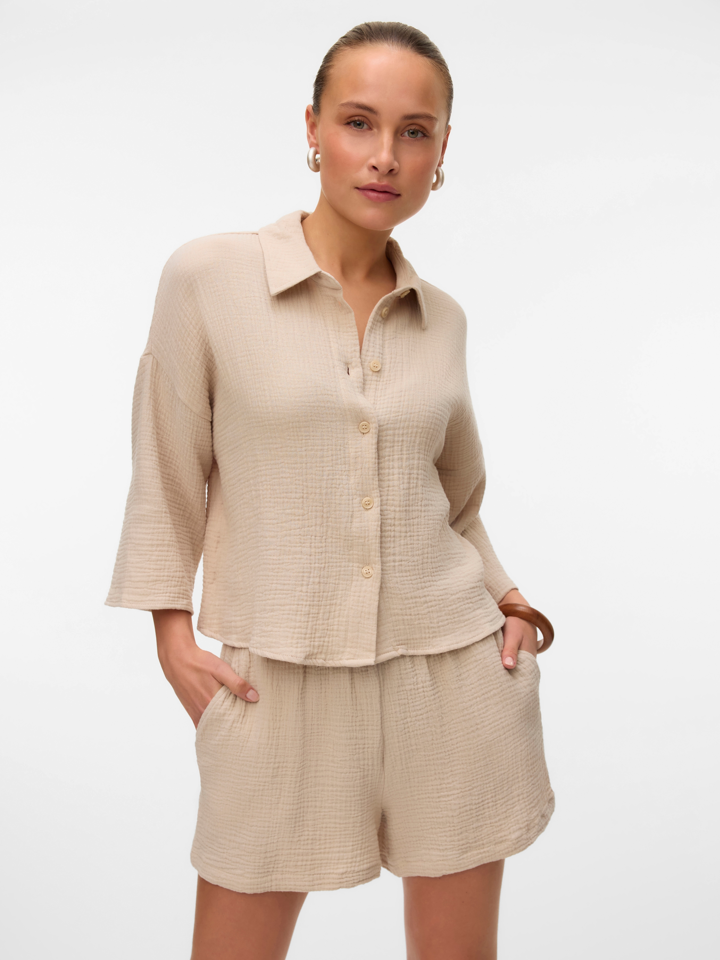 Vero Moda Shorts »VMNATALI HW SHORTS NOOS«