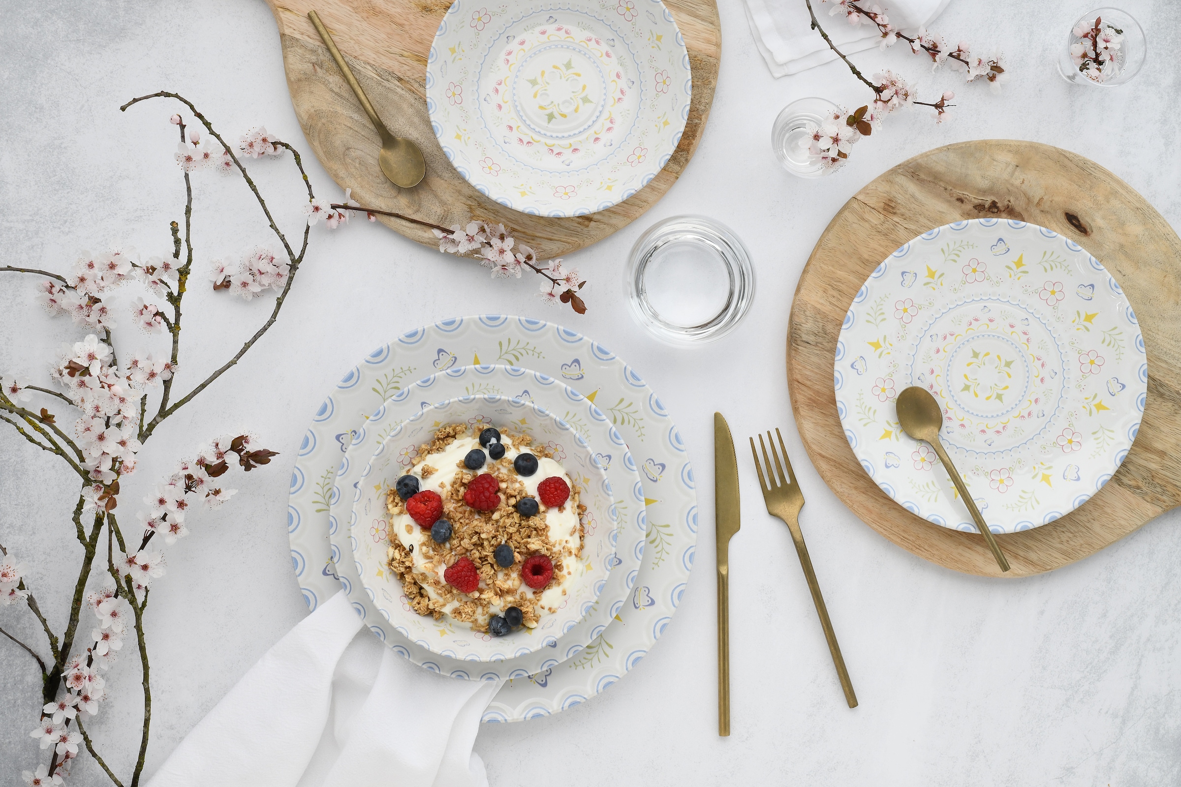 CreaTable Teller-Set »Primavera Pastell, Tellerset 12-tlg.« Vollflächig dekoriert, Schmetterlingsmotive, Zarte Pastelltöne