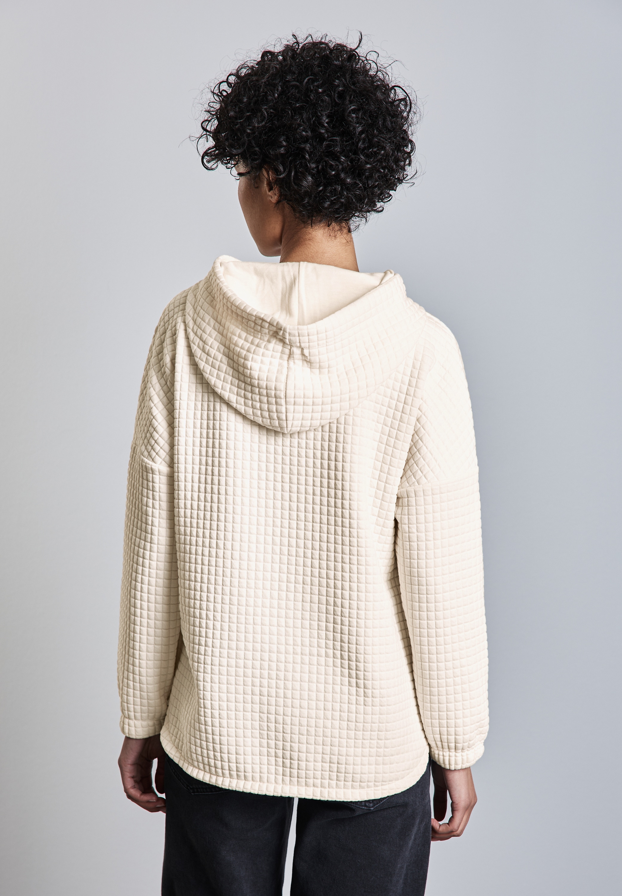 STREET ONE Kapuzensweatshirt, mit Strukturmuster