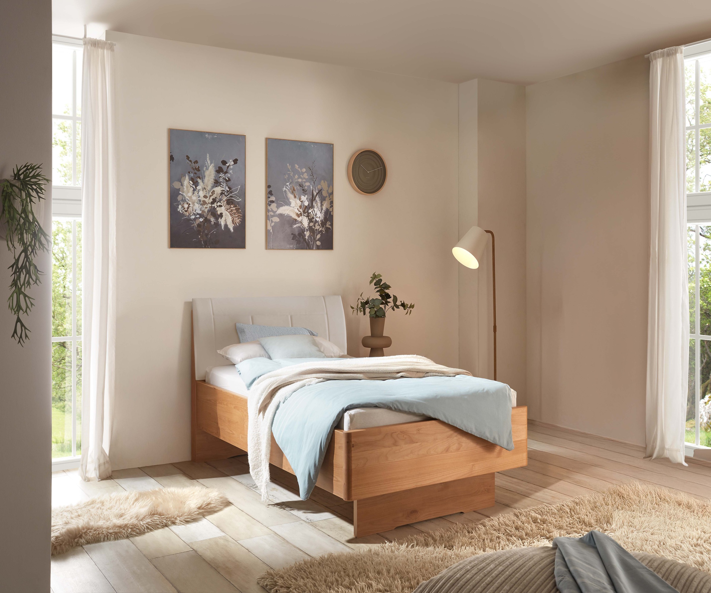 WIEMANN Holzbett »Cardiff, Bettgestell, Bettrahmen, teilmassiv, mit Polsterkopfteil«, (Belastbarkeit 110/220 Kg, 4-fache höhenverstellbar, MADE IN GERMANY), Fußteil aus Massivholz, verschiedene Größen