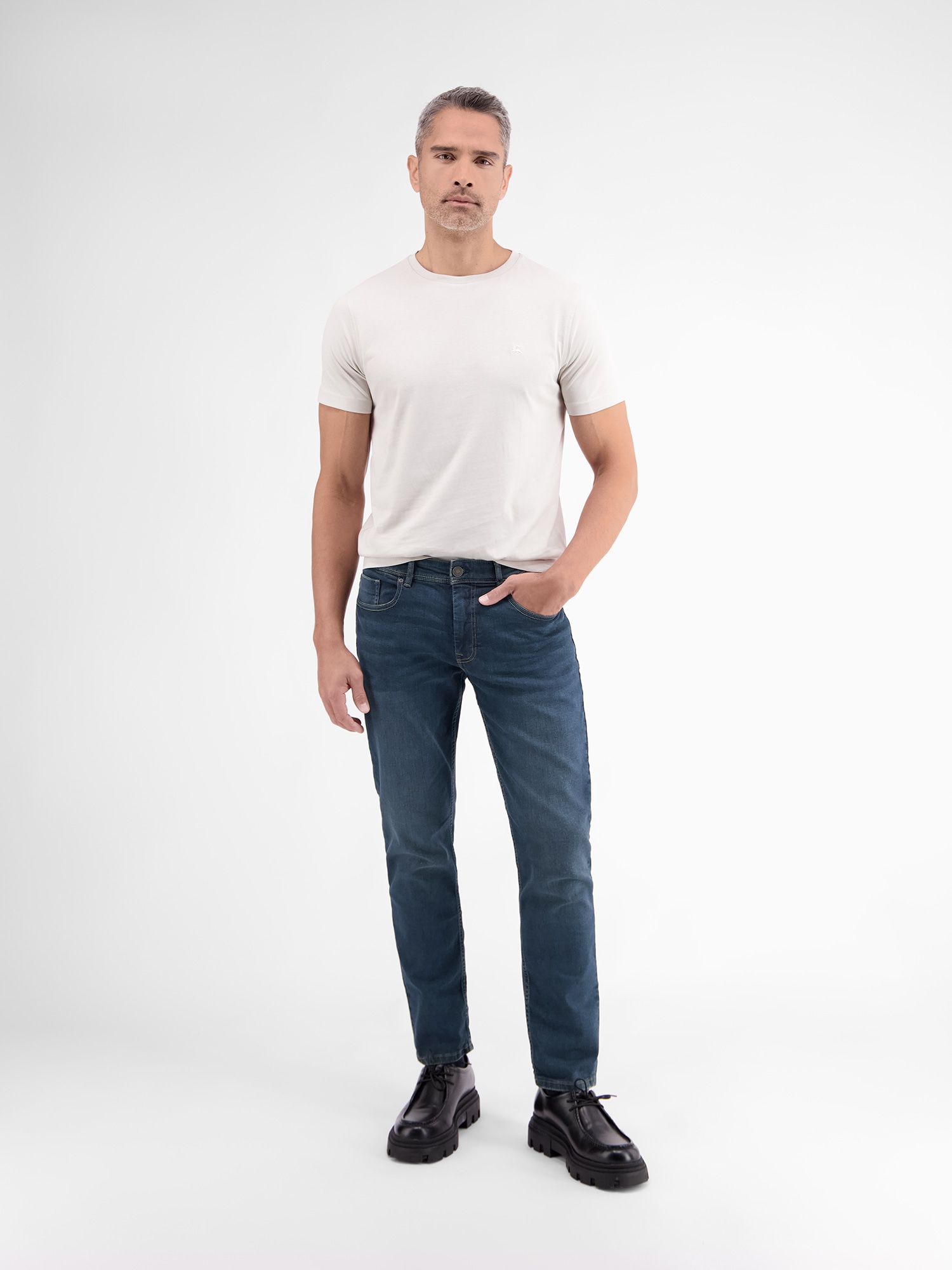LERROS Relaxhose »LERROS BAXTER 5-Pocket-Denim, RELAXED FIT, unifarben«