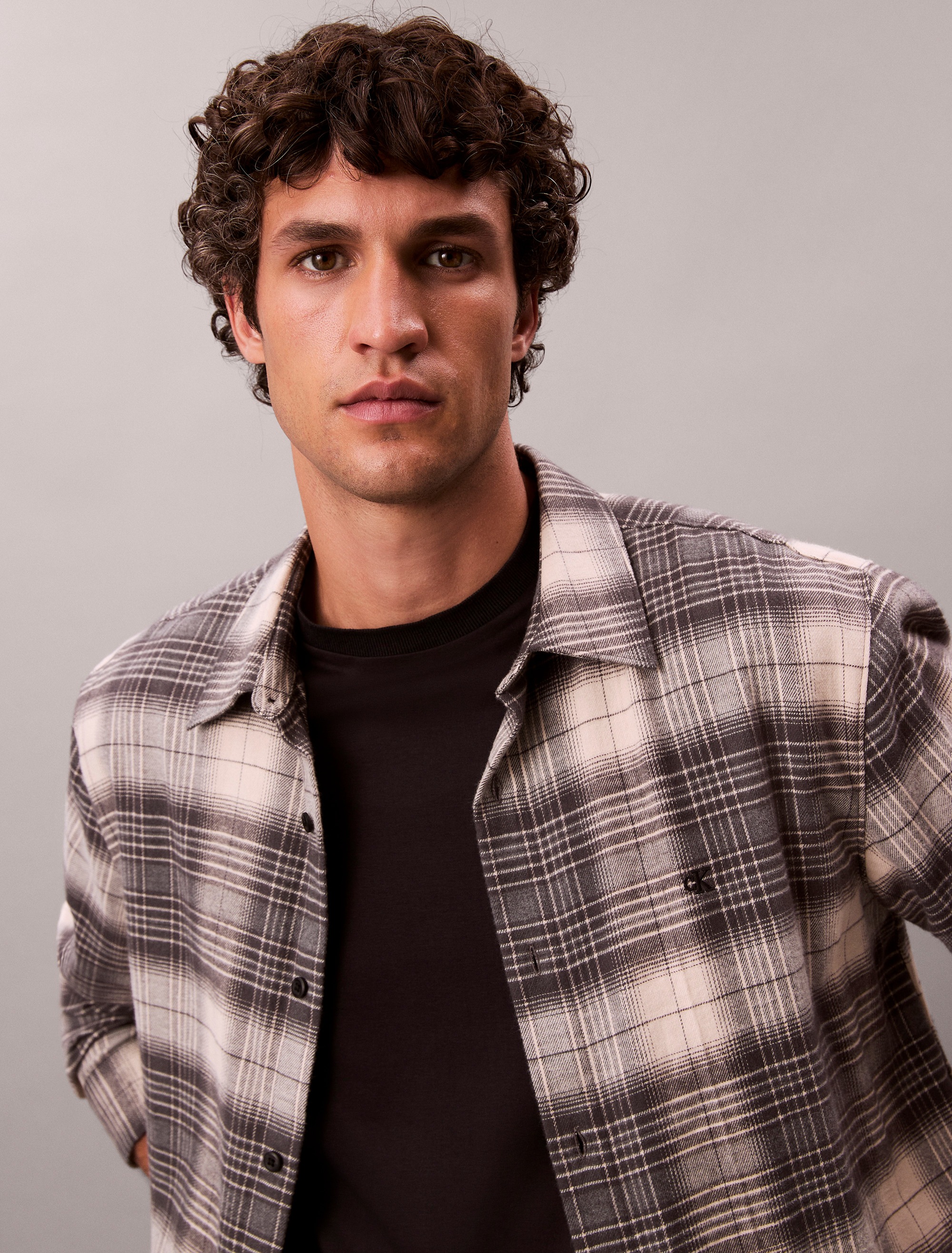 Calvin Klein Jeans Langarmhemd »LS BRUSHED PLAID EASY SHIRT«, Mit Rundhalsausschnitt, regular fit