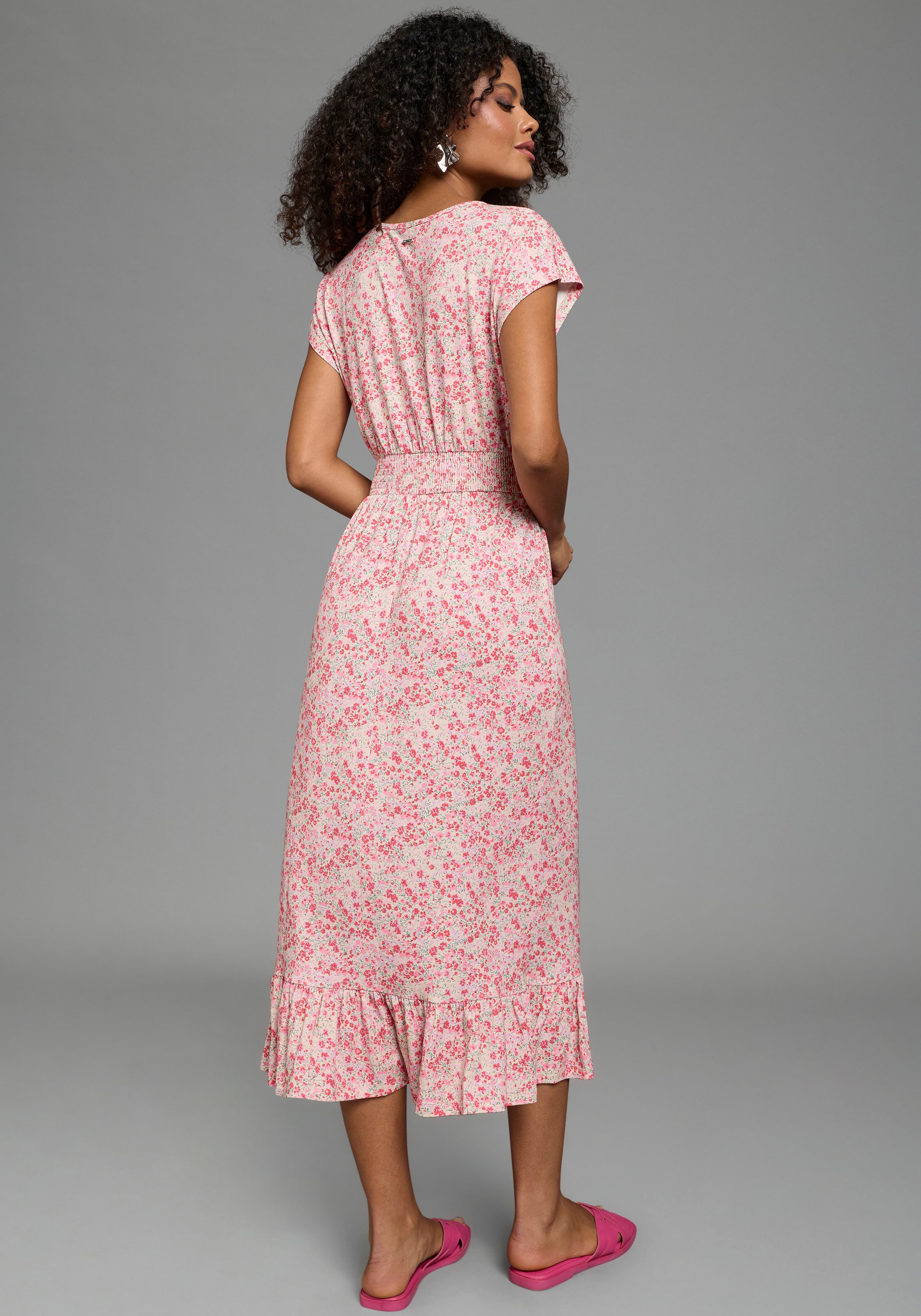 Laura Scott Sommerkleid femininer Stil, für entspannte Tage, aus elastischem Single Jersey