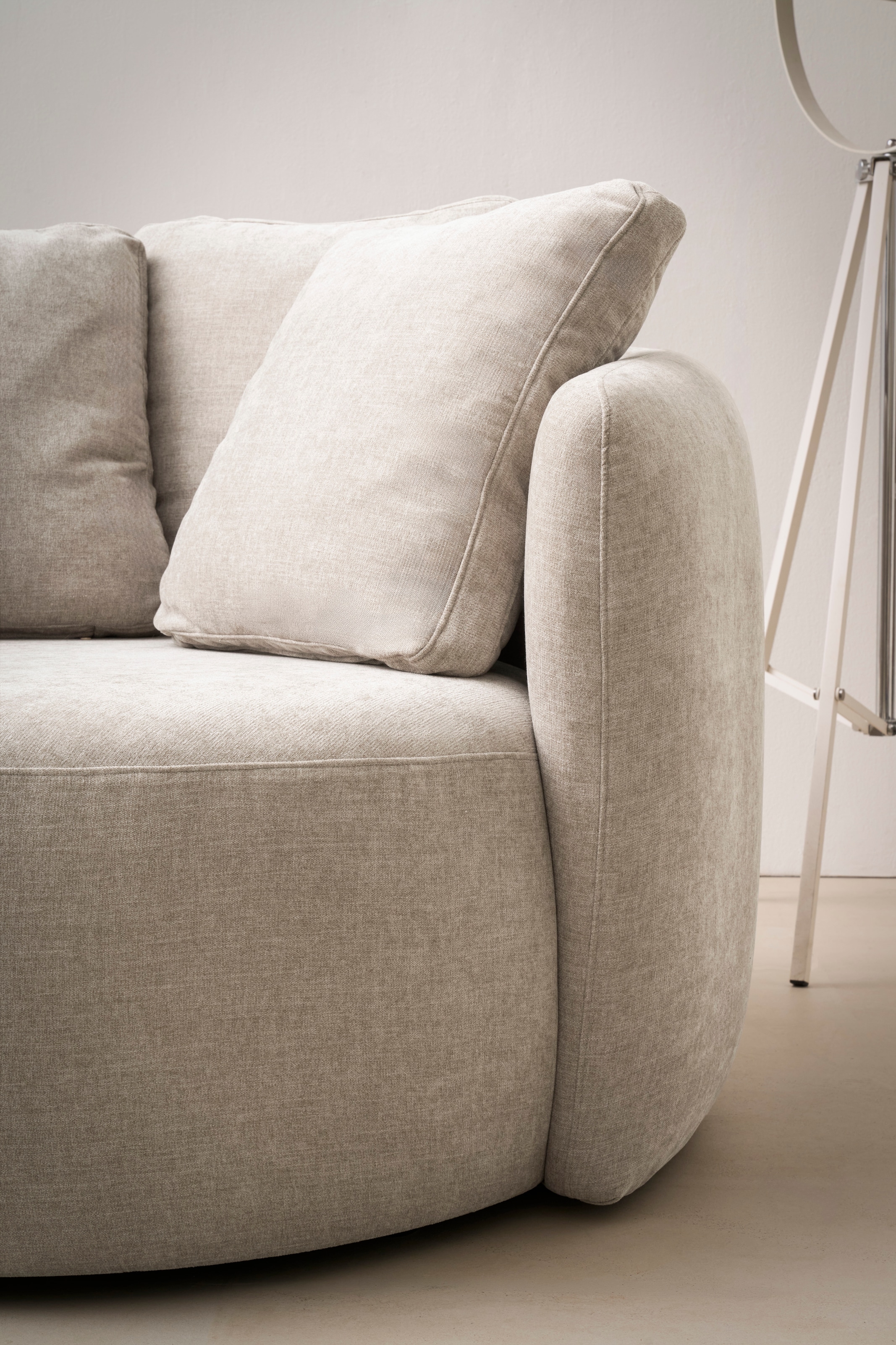 OTTO home Sessel »Kaarl, moderner Rundsessel, Loungesessel, Loveseat« Webstoff, in fünf Farben, inkl. Rückenkissen, zeitloses Design