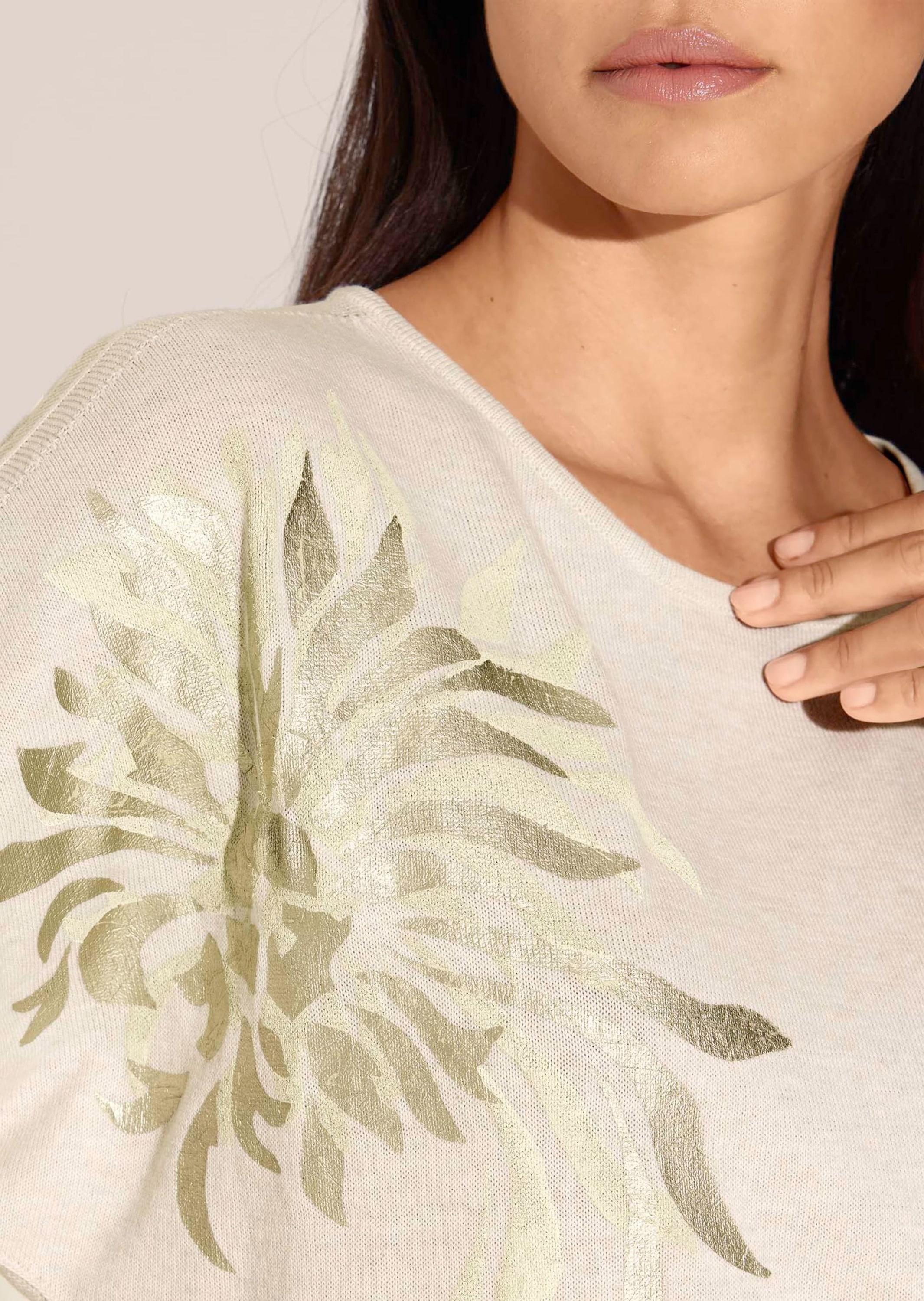MADELEINE Longpullover »Pullover Kurzarm-Pullover mit glanzvollem Floral-Print«