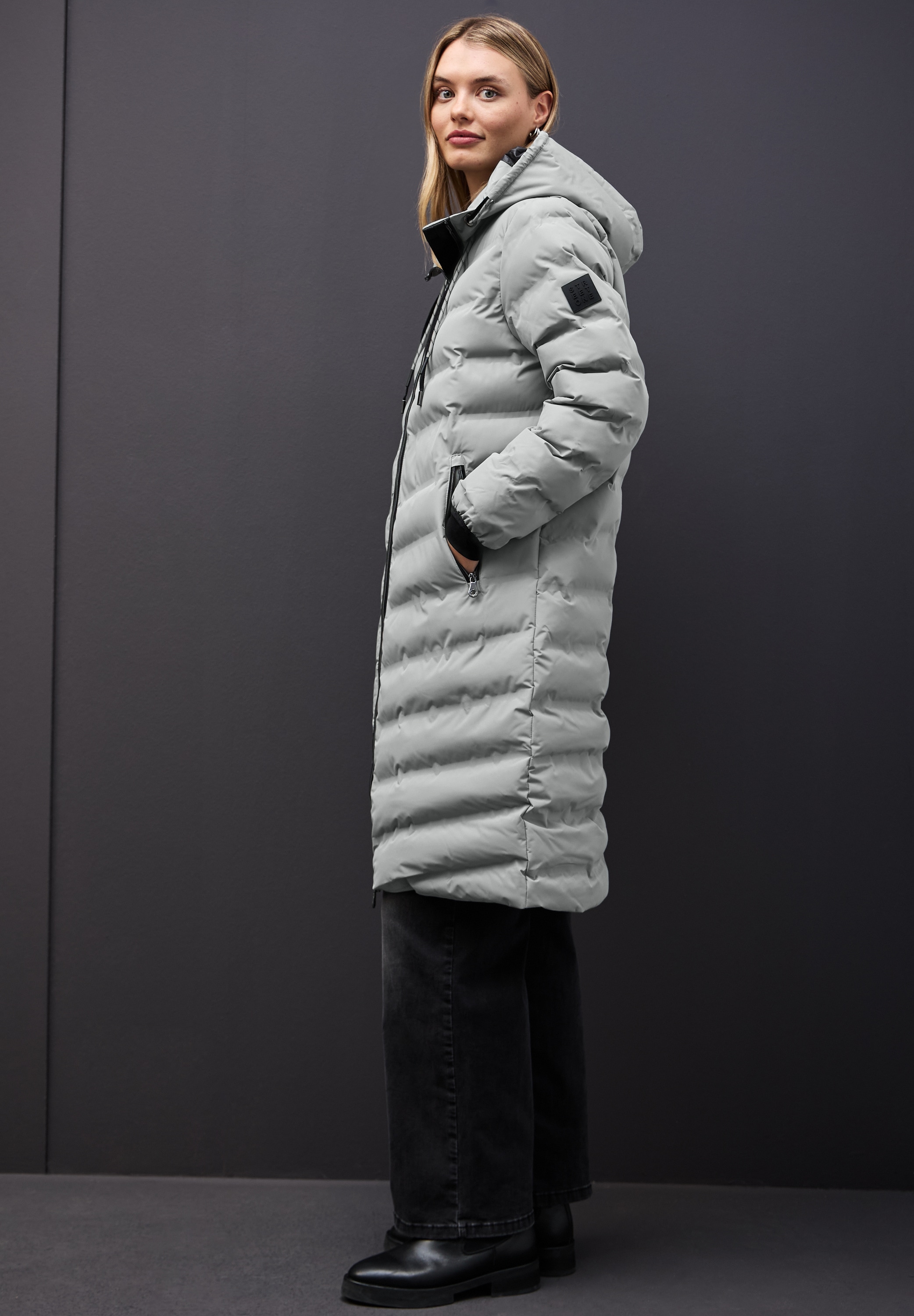 STREET ONE Steppjacke mit Kapuze und geklebten Nähten