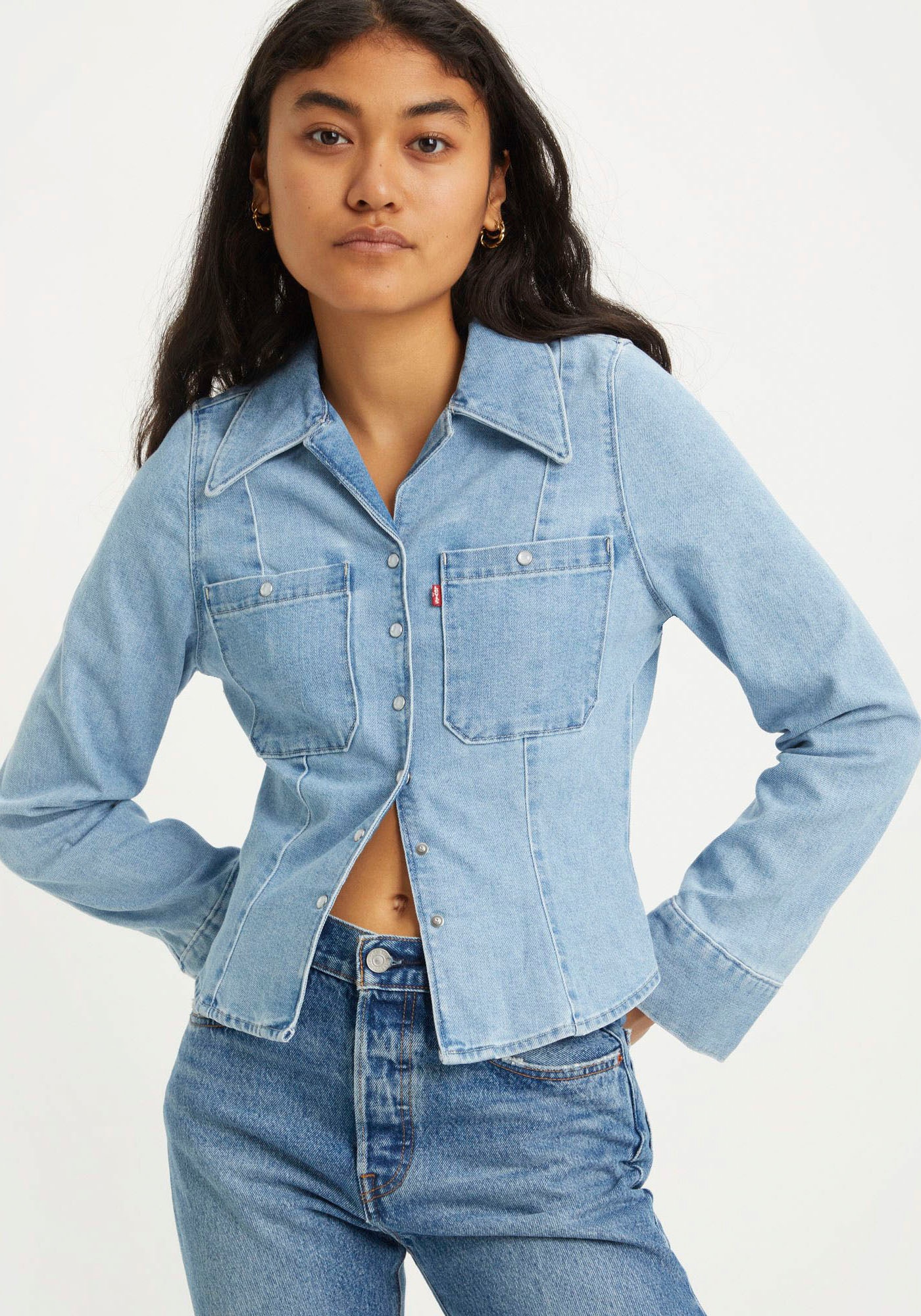 Levi's® Jeansbluse »ELLIS DENIM SHIRT«, mit durchgehender Druckknopfleiste in Perlmuttoptik