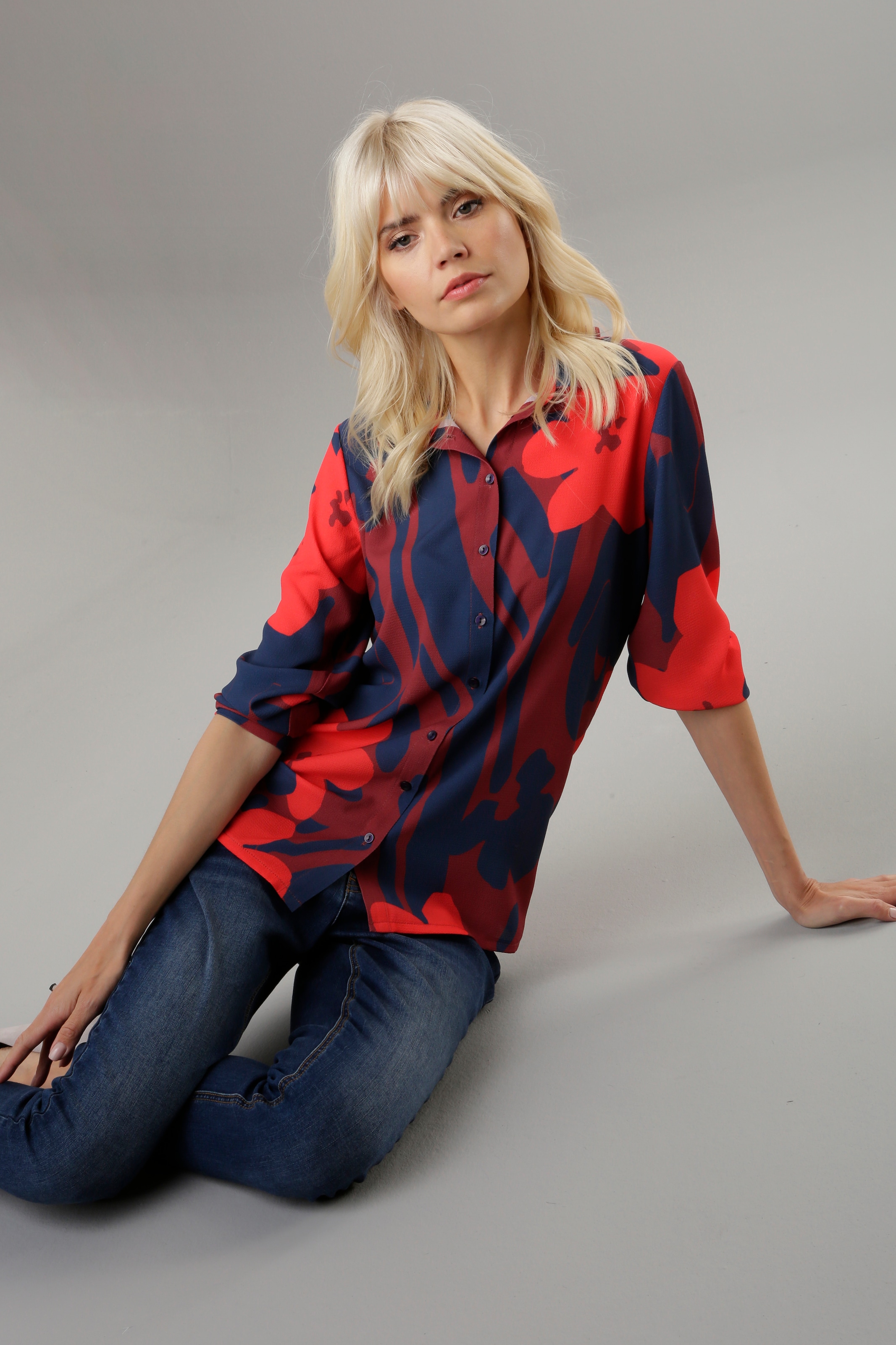 Aniston SELECTED großen im in Knallfarbe Hemdbluse, mit Shop OTTO Online Blumen