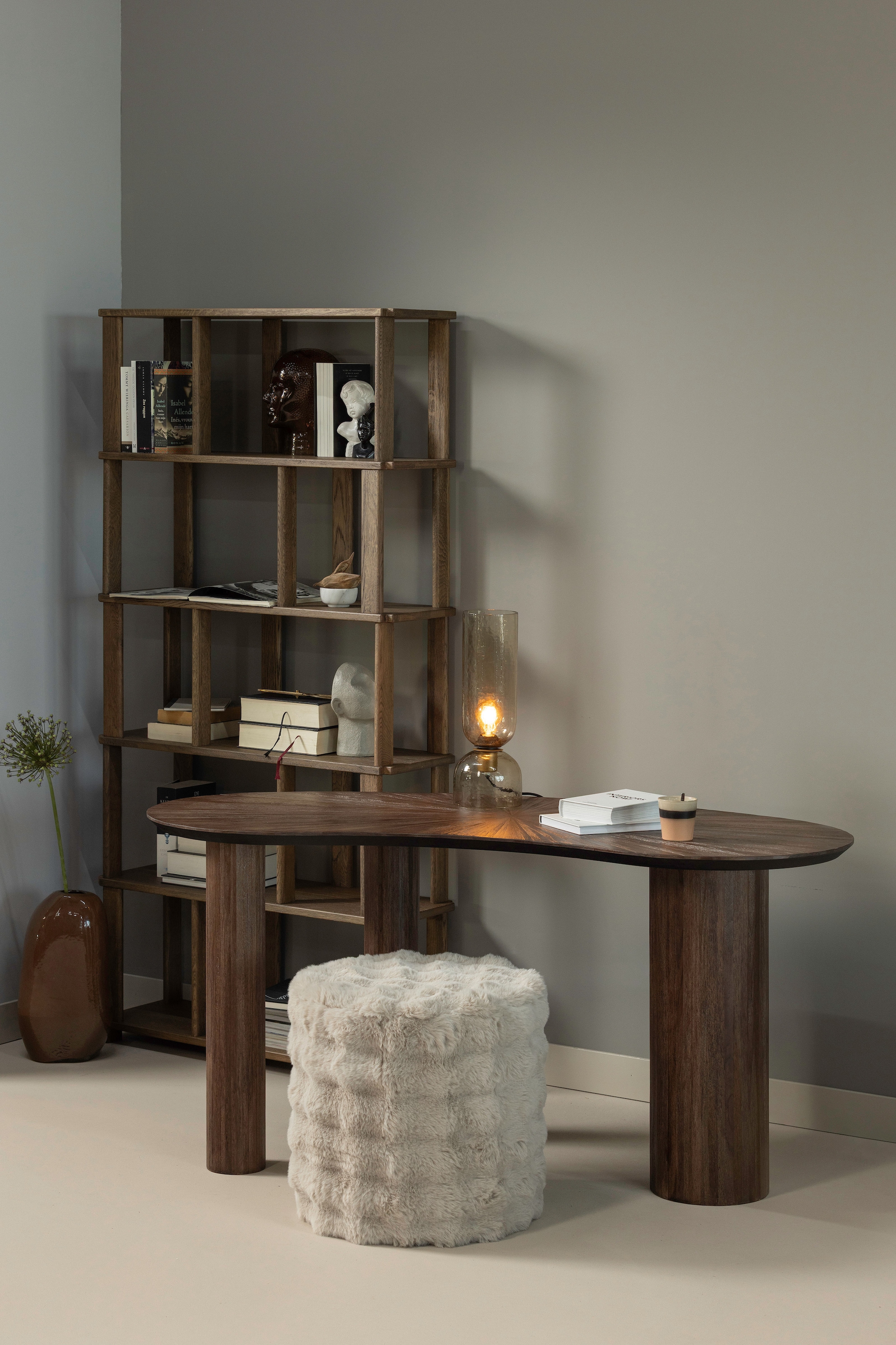 WOOOD Hocker »Olven mit Dream-Flauschbezug und runder Form B 46 x T 46 x H 46 cm« Gute Verschleißfestigkeit, flauschige Haarstruktur, montiert geliefert