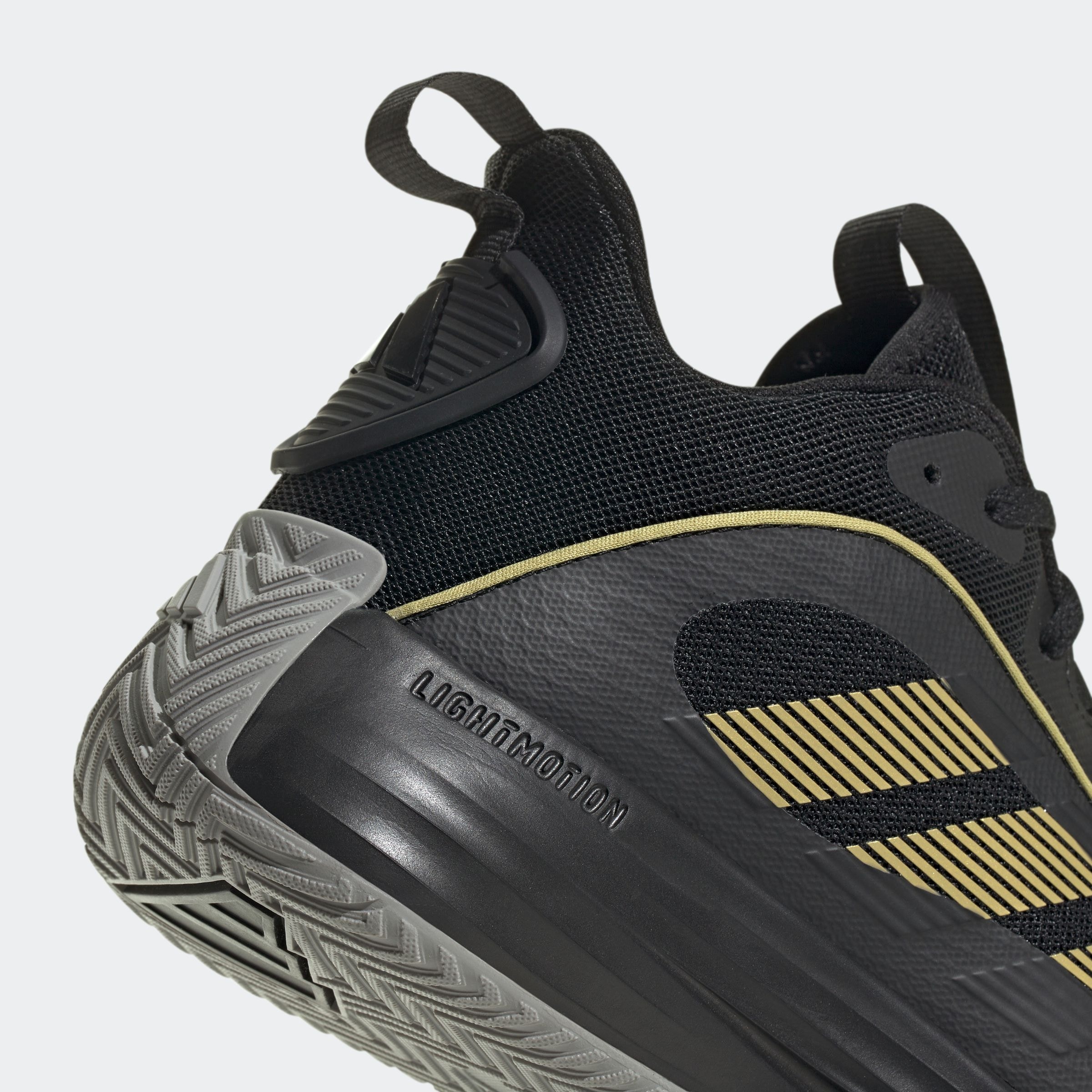 adidas Sportswear Basketballschuh »OWN THE GAME 3«