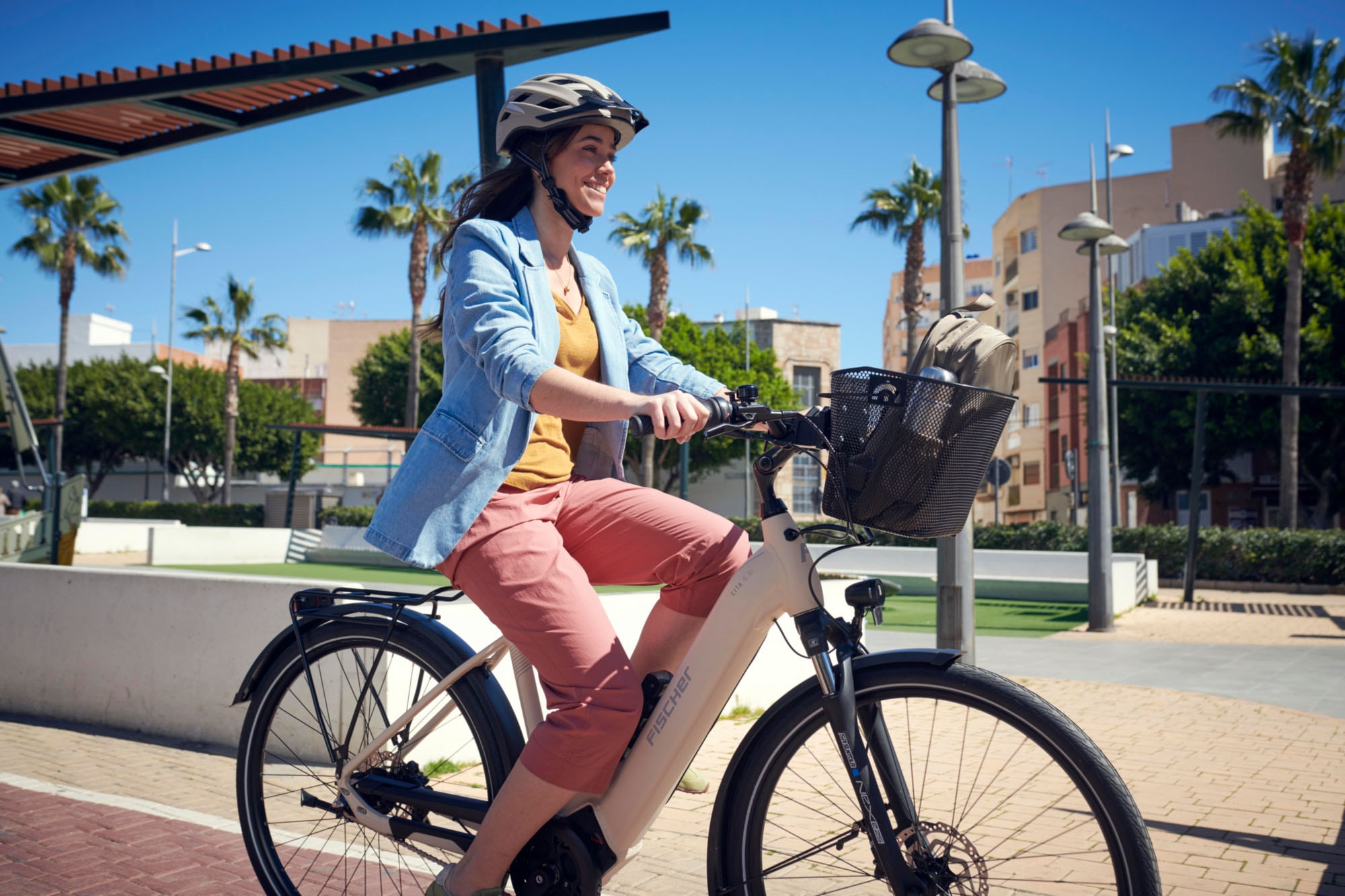 FISCHER Fahrrad »CITA 6.8I 711« 7 Gang Shimano Nexus 7 Schaltwerk Mittelmotor 250 W
