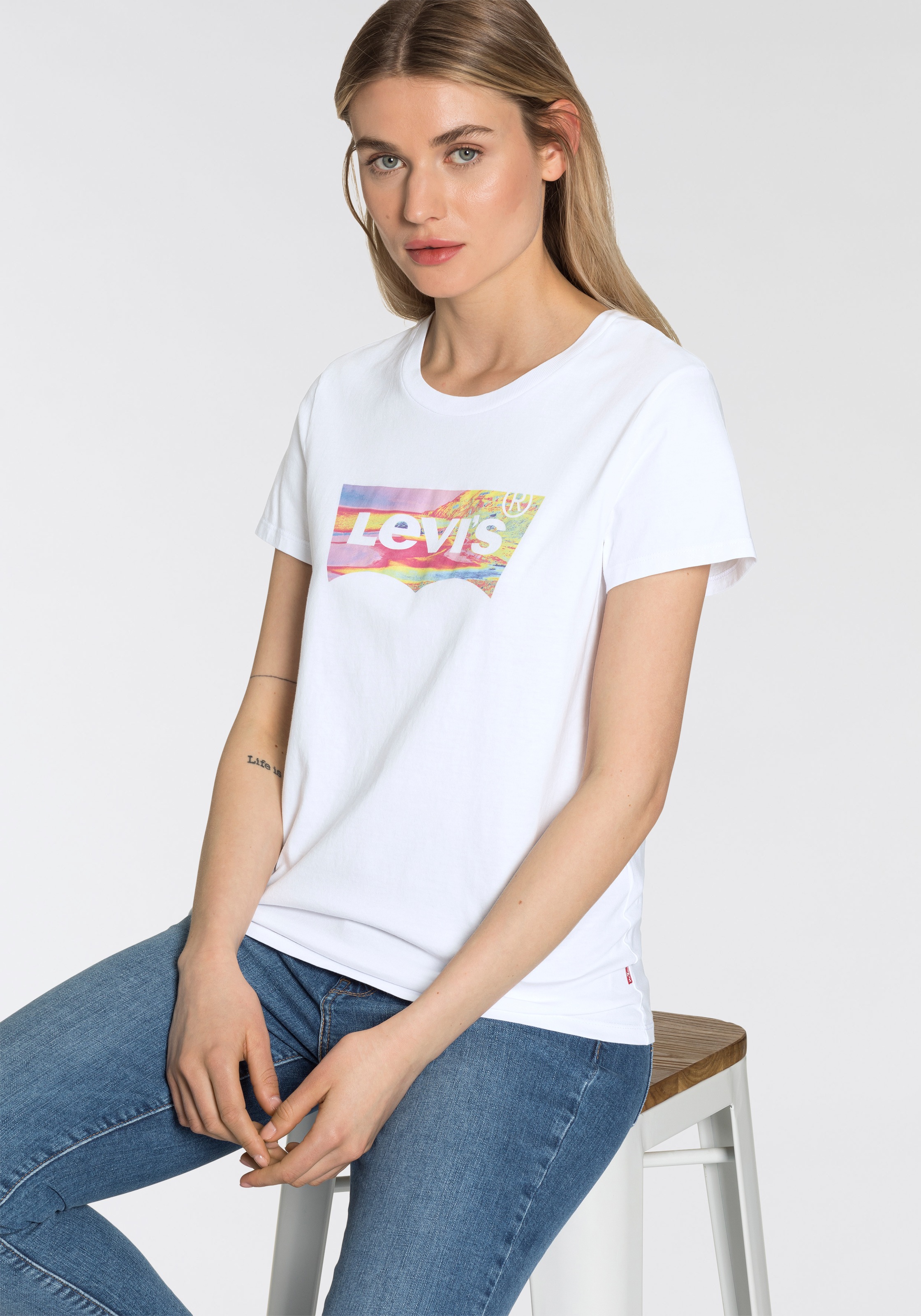 Levi's® T-Shirt »THE PERFECT TEE«, mit Batwing-Druck