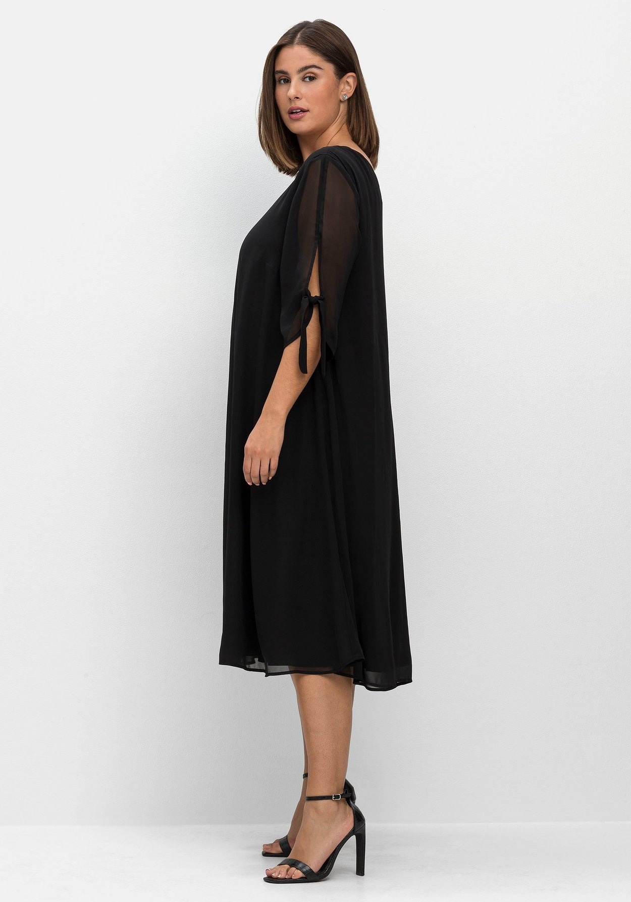 Sheego Midikleid »Chiffonkleid im Lagenlook und A-Linie«