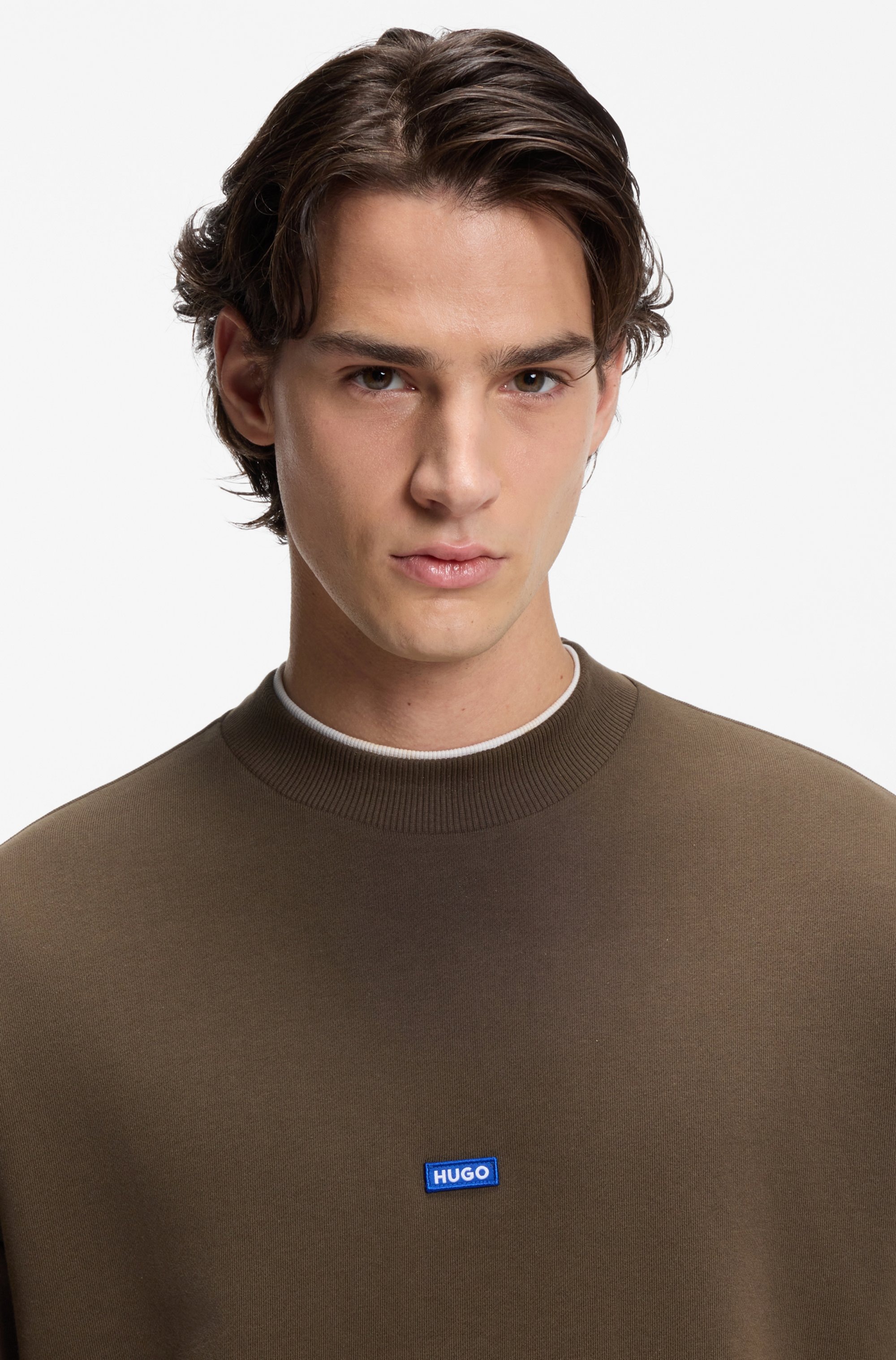 HUGO Sweatshirt »Nedro«, Rundhalsausschnitt, Regular Fit,  Logo-Patch
