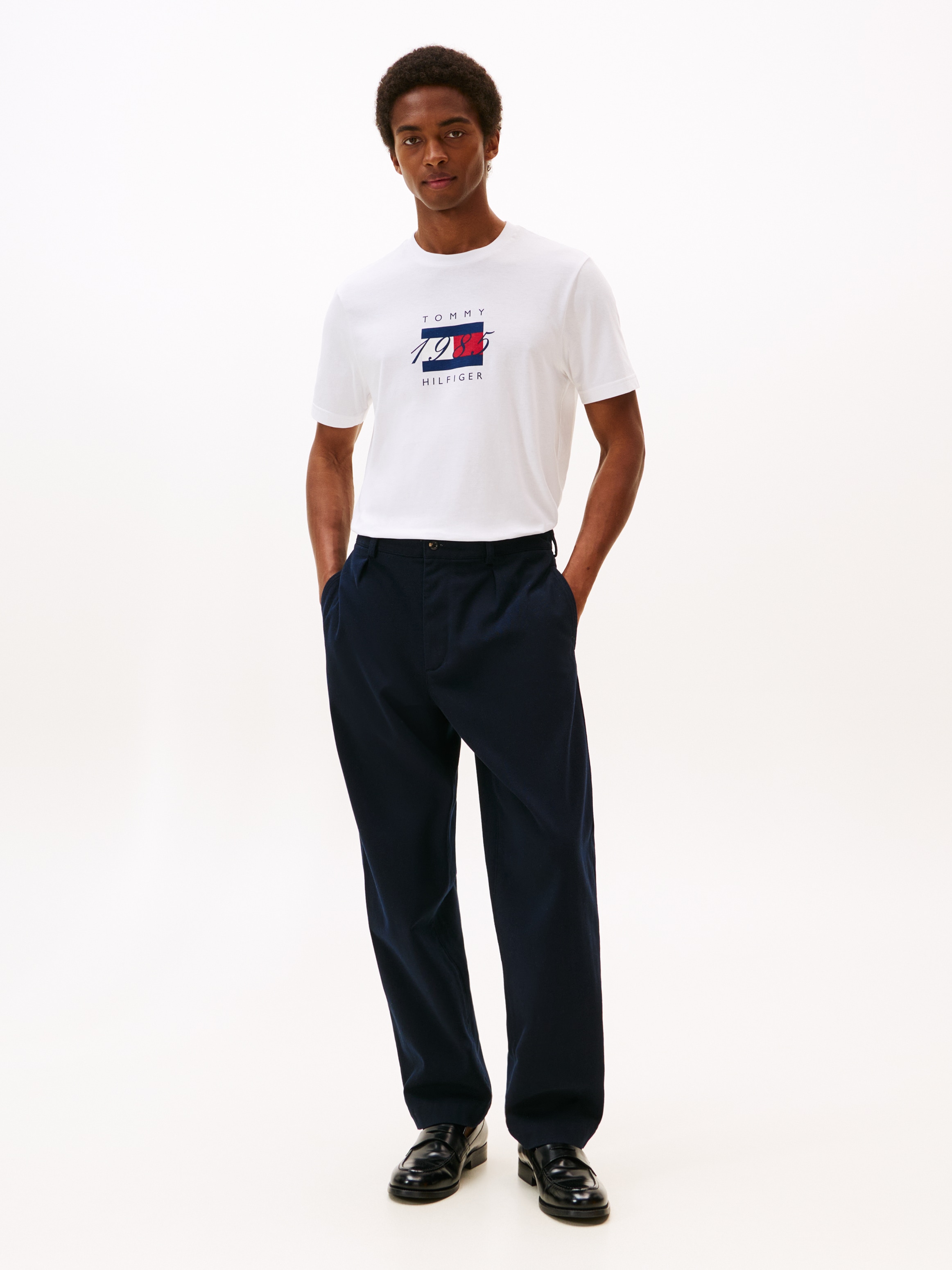 Tommy Hilfiger T-Shirt »LINEAR FLAG GRAPHIC«, Rundhals, regular fit, Jersey