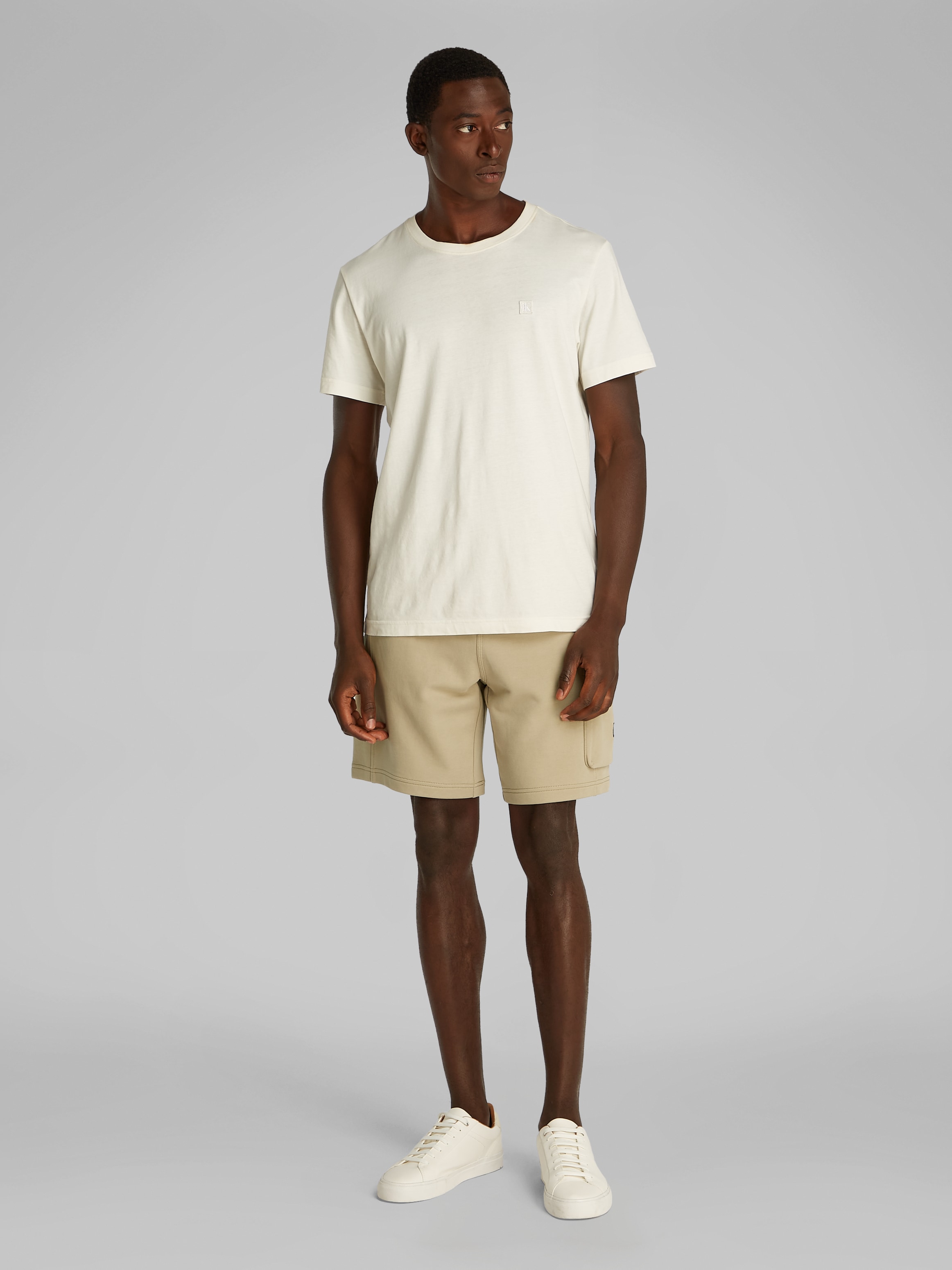 Calvin Klein Jeans Shorts »WOVEN LABEL SHORT«, mit Cargotasche