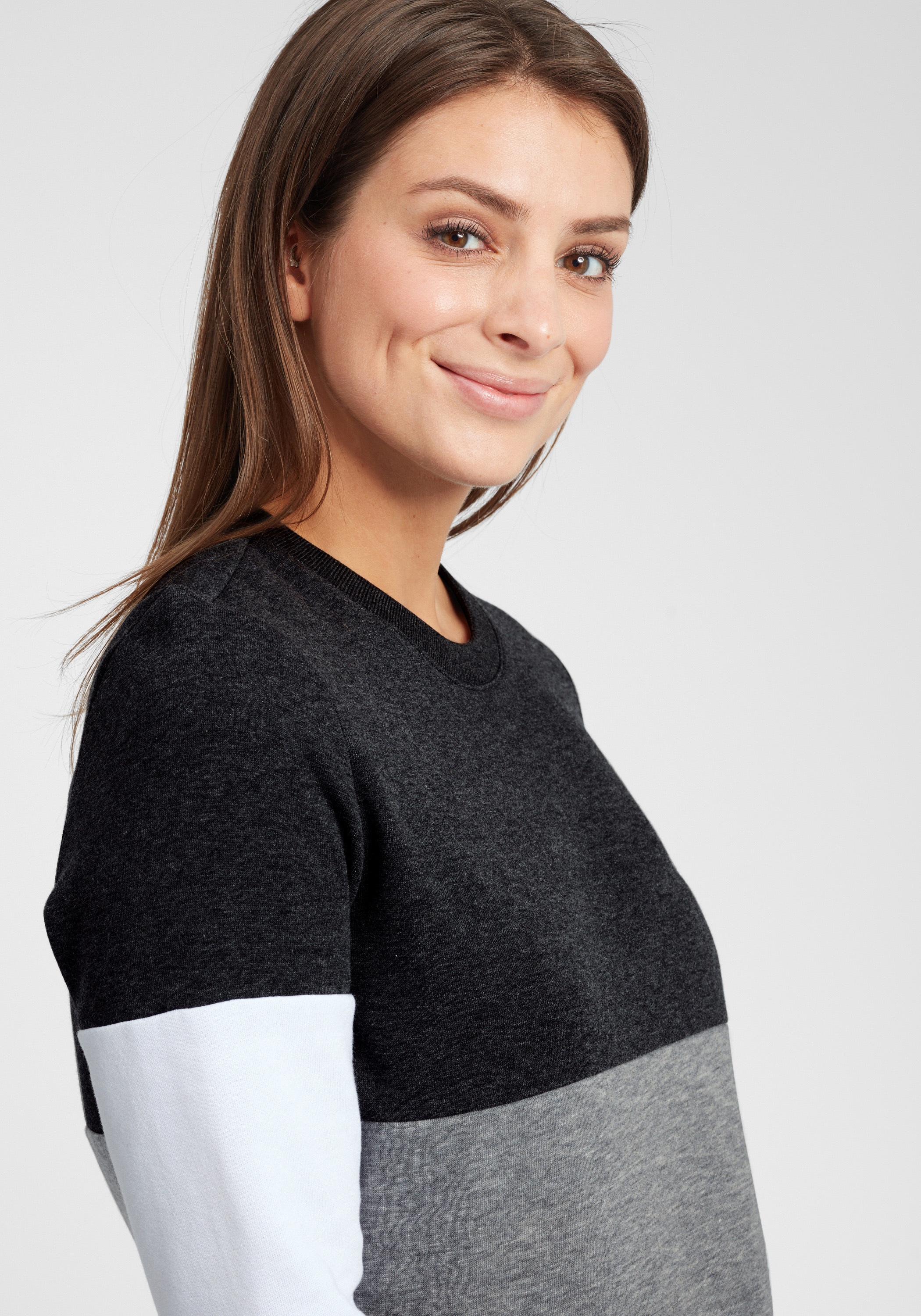 OXMO Rundhalspullover »Sweatpullover OXOmaya«
