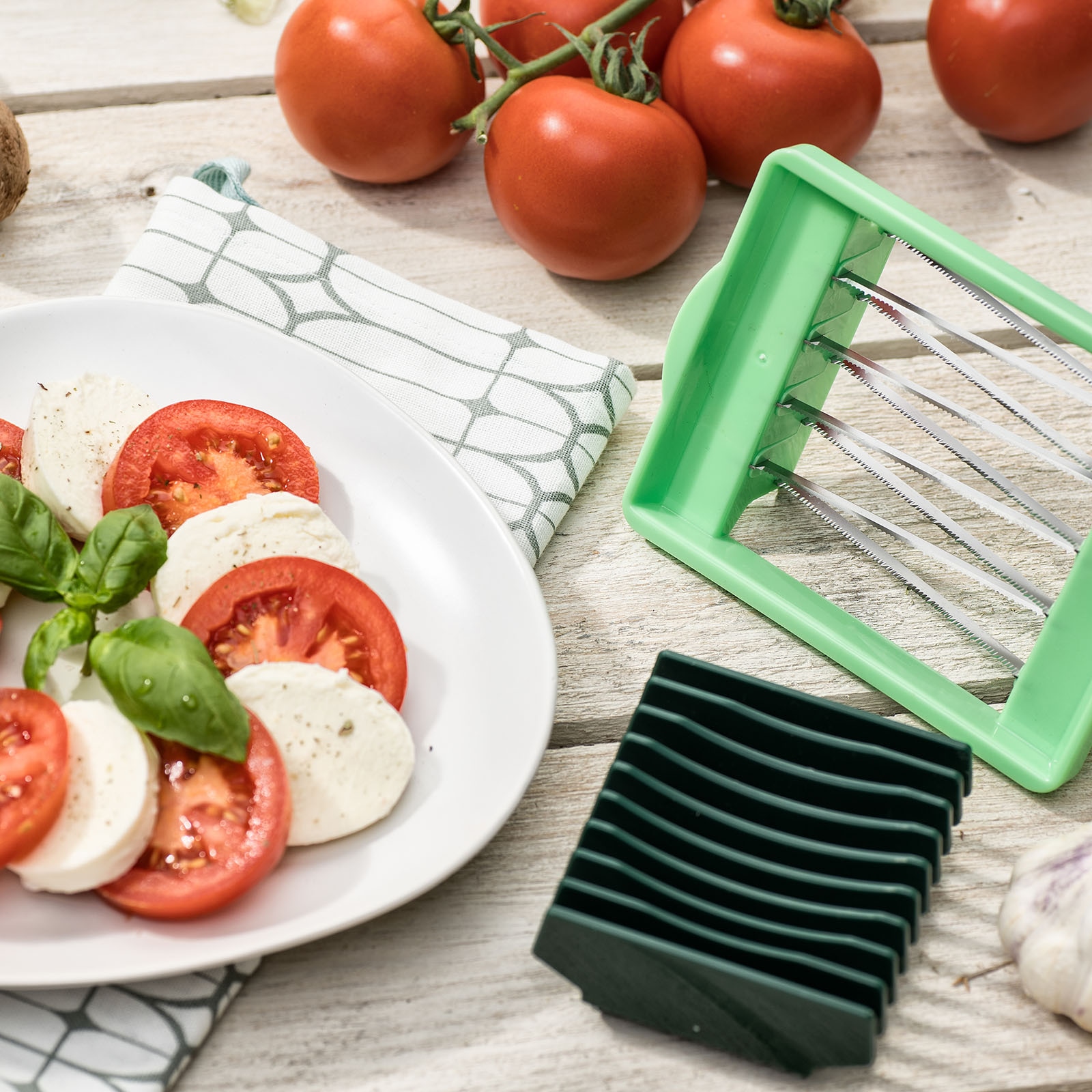 Genius Zerkleinerer »Nicer Dicer Chef inkl. Julienne-Reib-Einsatz, Set 16-tlg.«, Nicer Dicer Schneidgerät in der 10. Generation für die ganze Familie