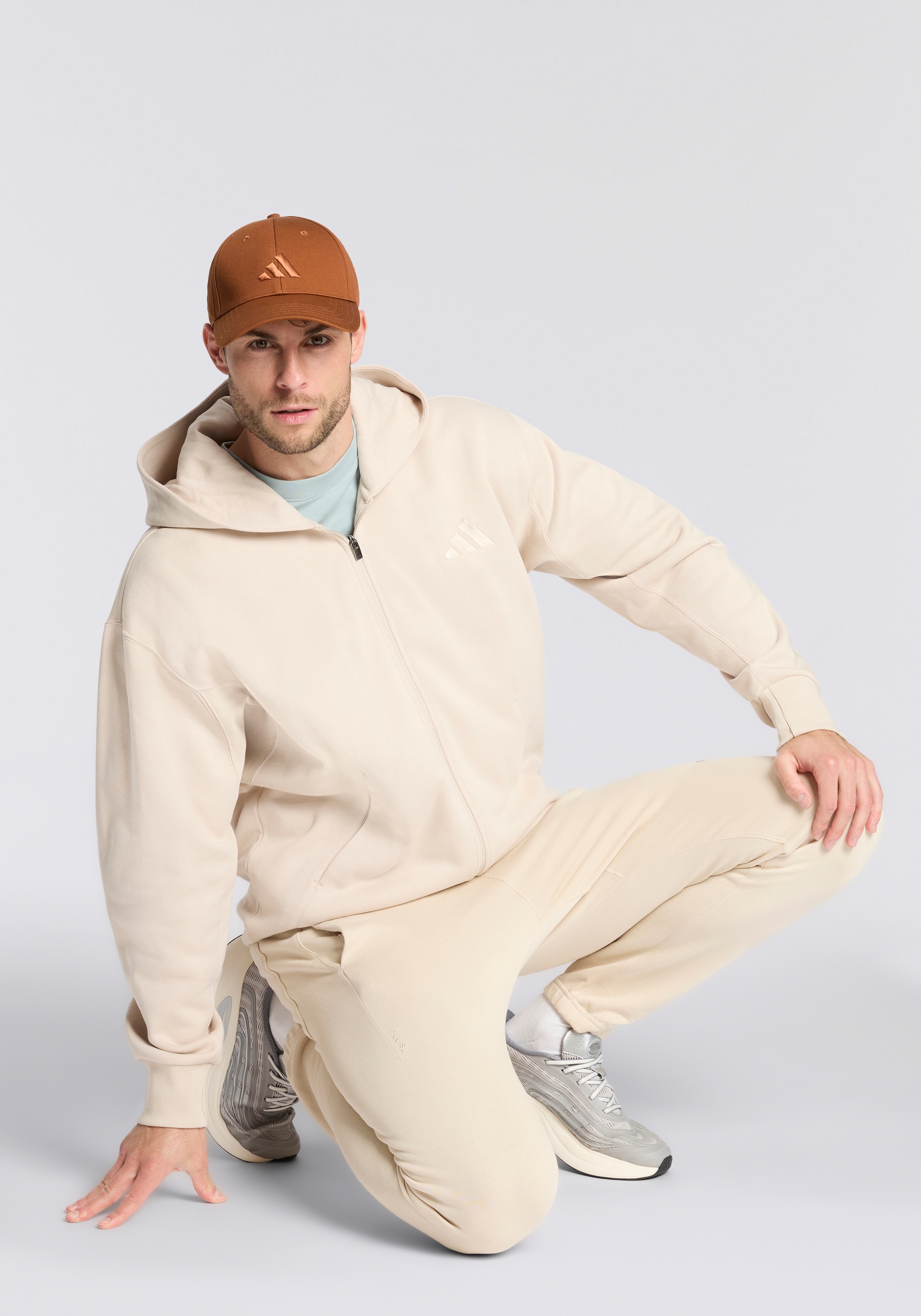 adidas Sportswear Kapuzensweatshirt »ALL SZN«, Kapuzenjacke mit Reißverschluss
