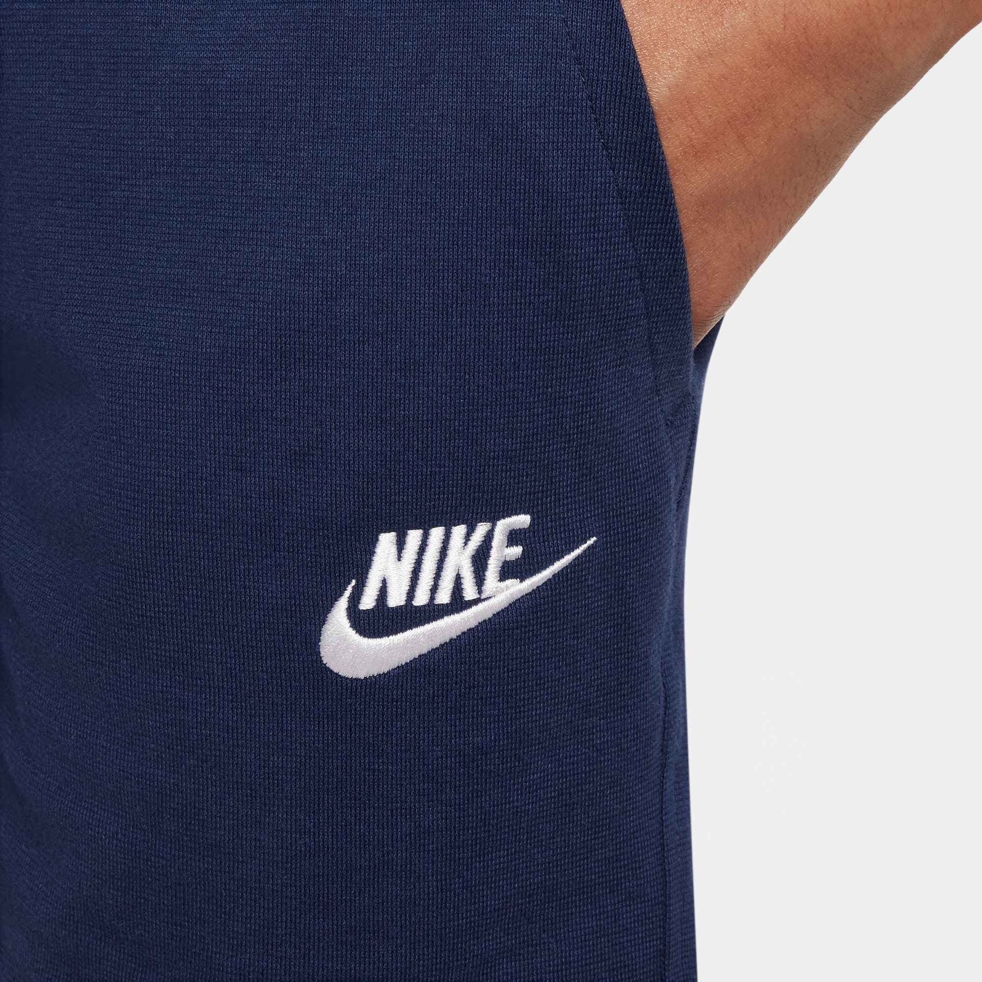 Nike Sportswear Trainingsshorts »K NSW CLUB KNIT SHORT 6IN LBR«  Für Kinder und Jugendliche