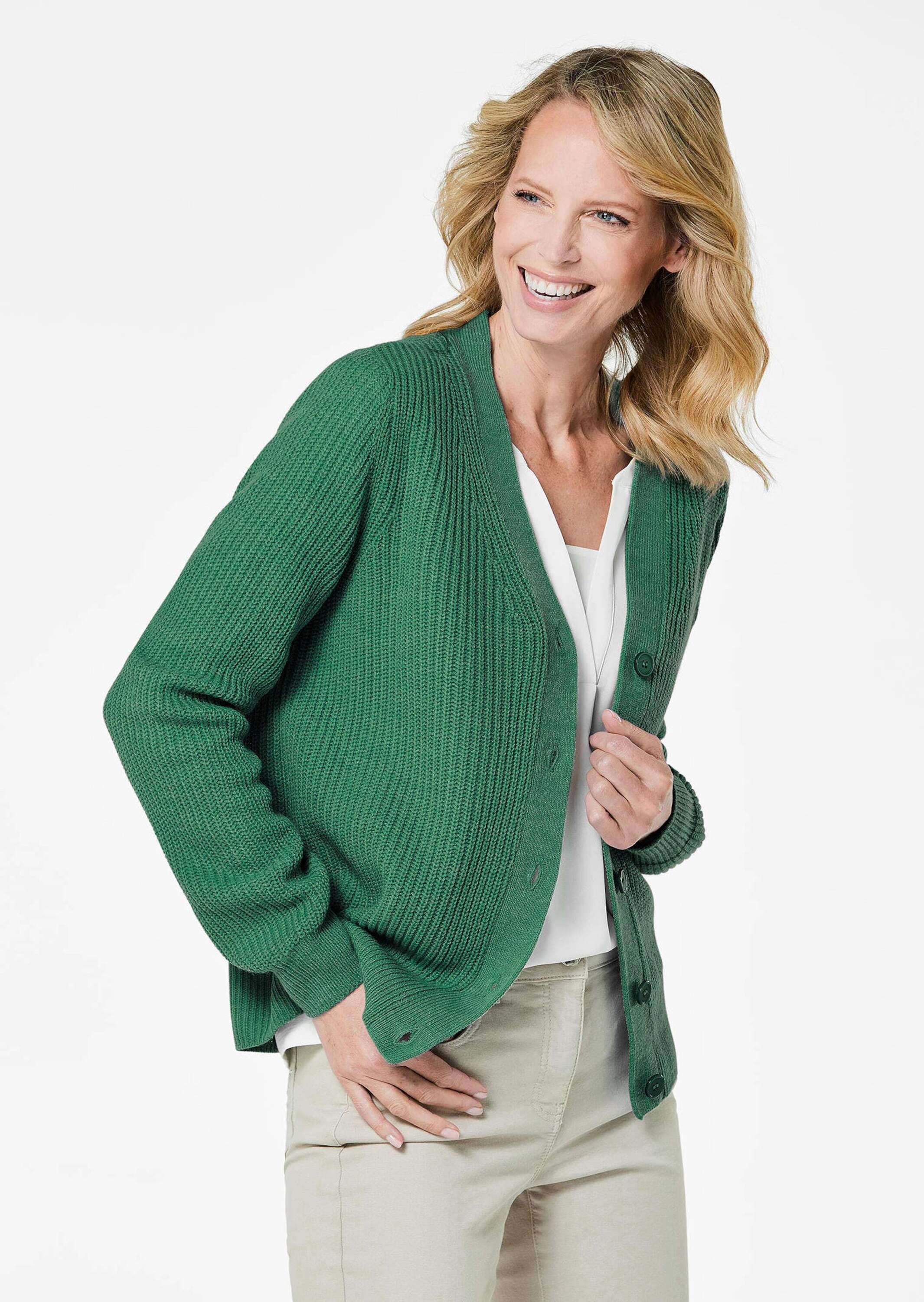 GOLDNER Strickjacke »Kurzgröße Pflegeleichte Strickjacke in hochwertiger Rippenstruktur«
