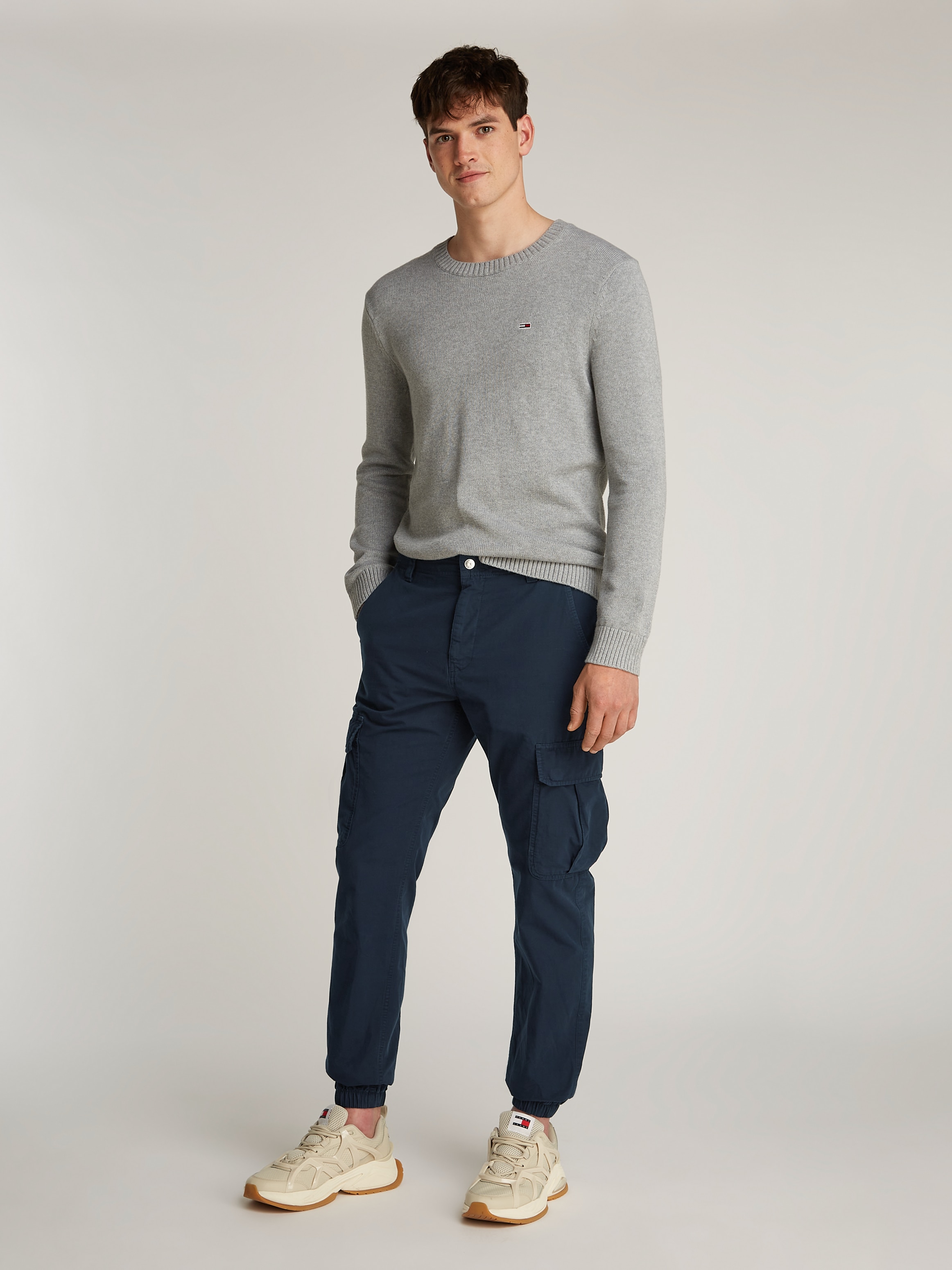 Tommy Jeans Cargohose »TJM RYAN CARGO«, mit Logostickerei