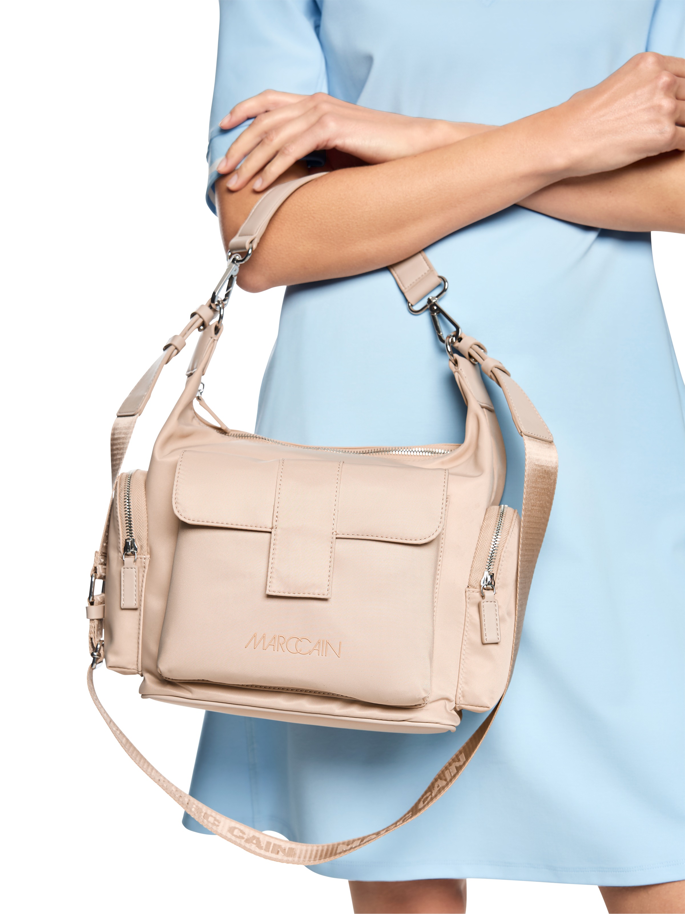 Marc Cain Schultertasche »Sports City Vibing« Handtasche, Umhängetasche mit Magnetverschluss-Fach