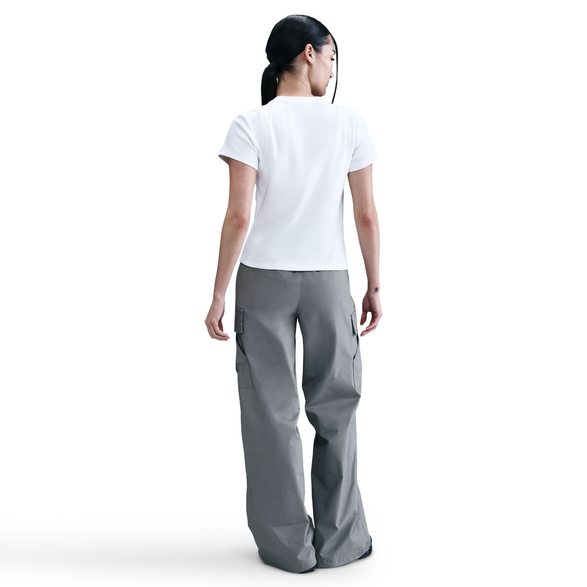 Nike Sportswear T-Shirt »Nike Sportswear Women's Tight Ribbed Short-Sleeve T-Shirt« mit Rundhalsausschnitt, kragenlos, Kurzarm, aus Feinripp-Material