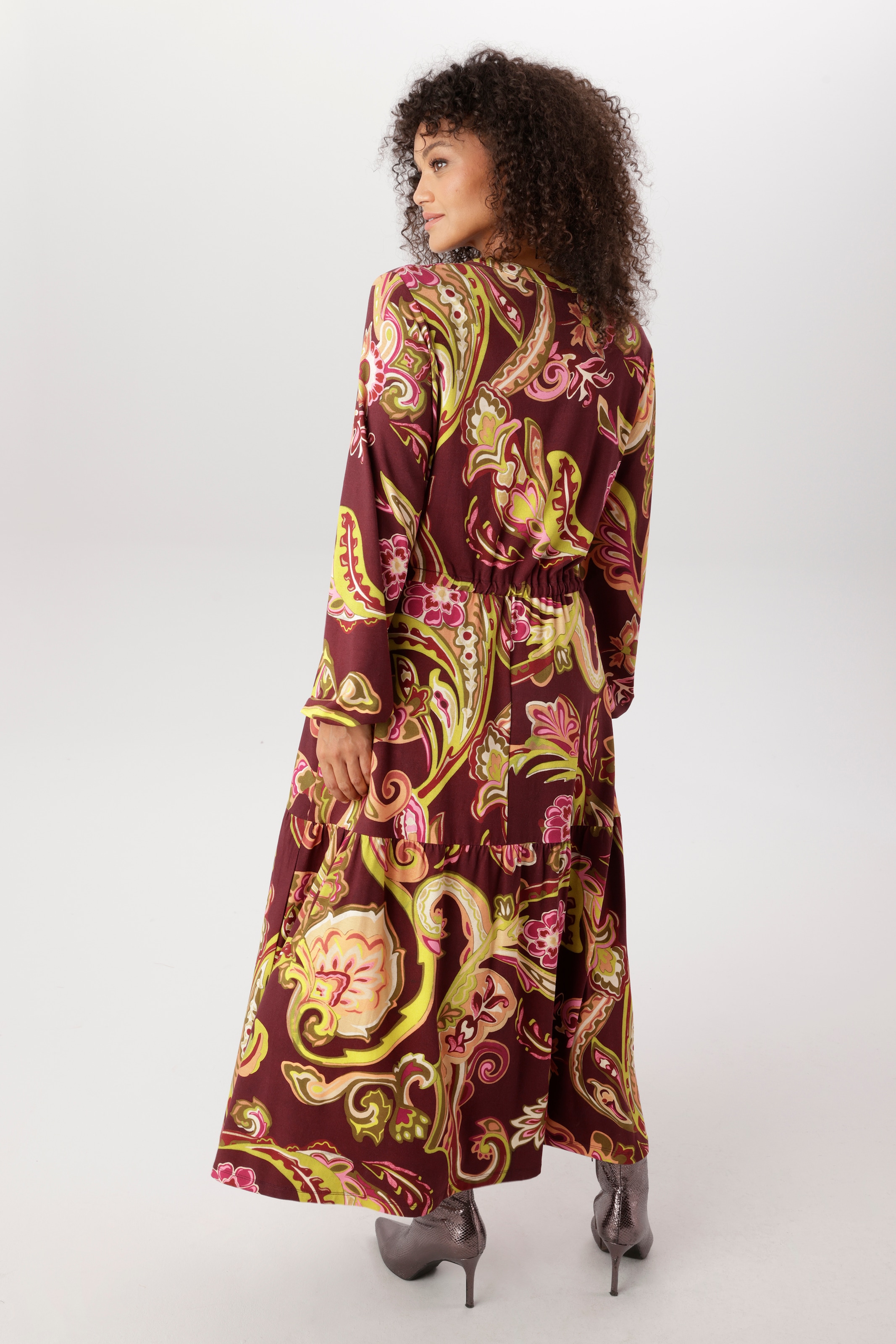 Aniston PLUS Jerseykleid mit Paisley-Druck in satten Farben - NEUE KOLLEKTION