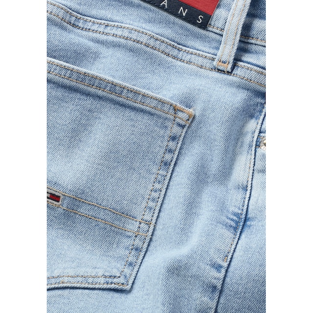 Tommy Jeans Bequeme Jeans »Sylvia«, mit Ledermarkenlabel online bei OTTO