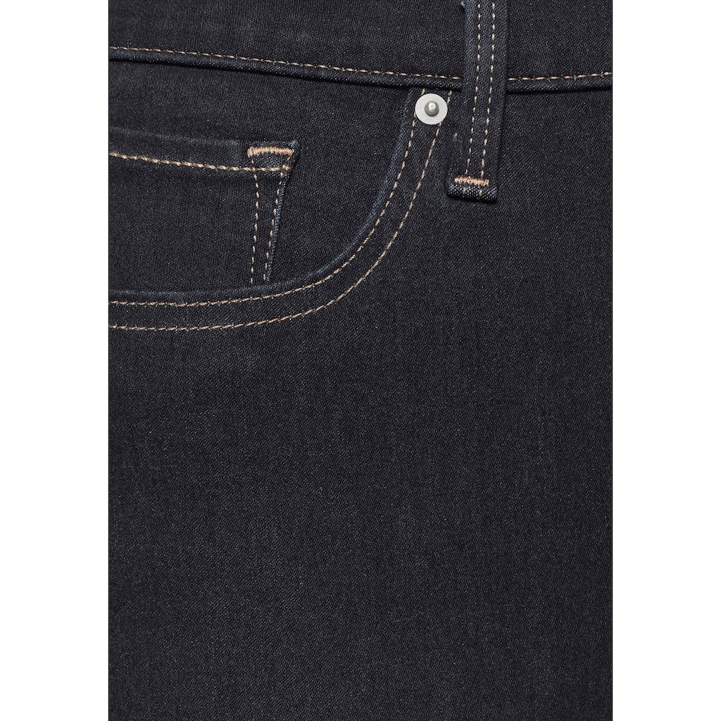 Levi's® Gerade Jeans »314 Shaping Straight«