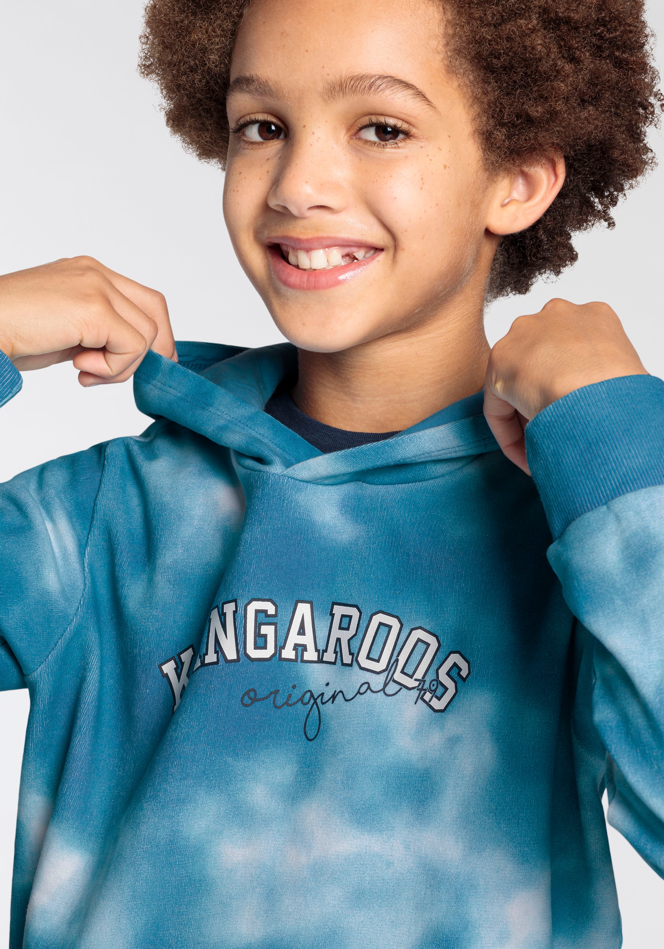 KangaROOS Kapuzensweatshirt »Kangaroos Jungen«, mit allover Batik-Print