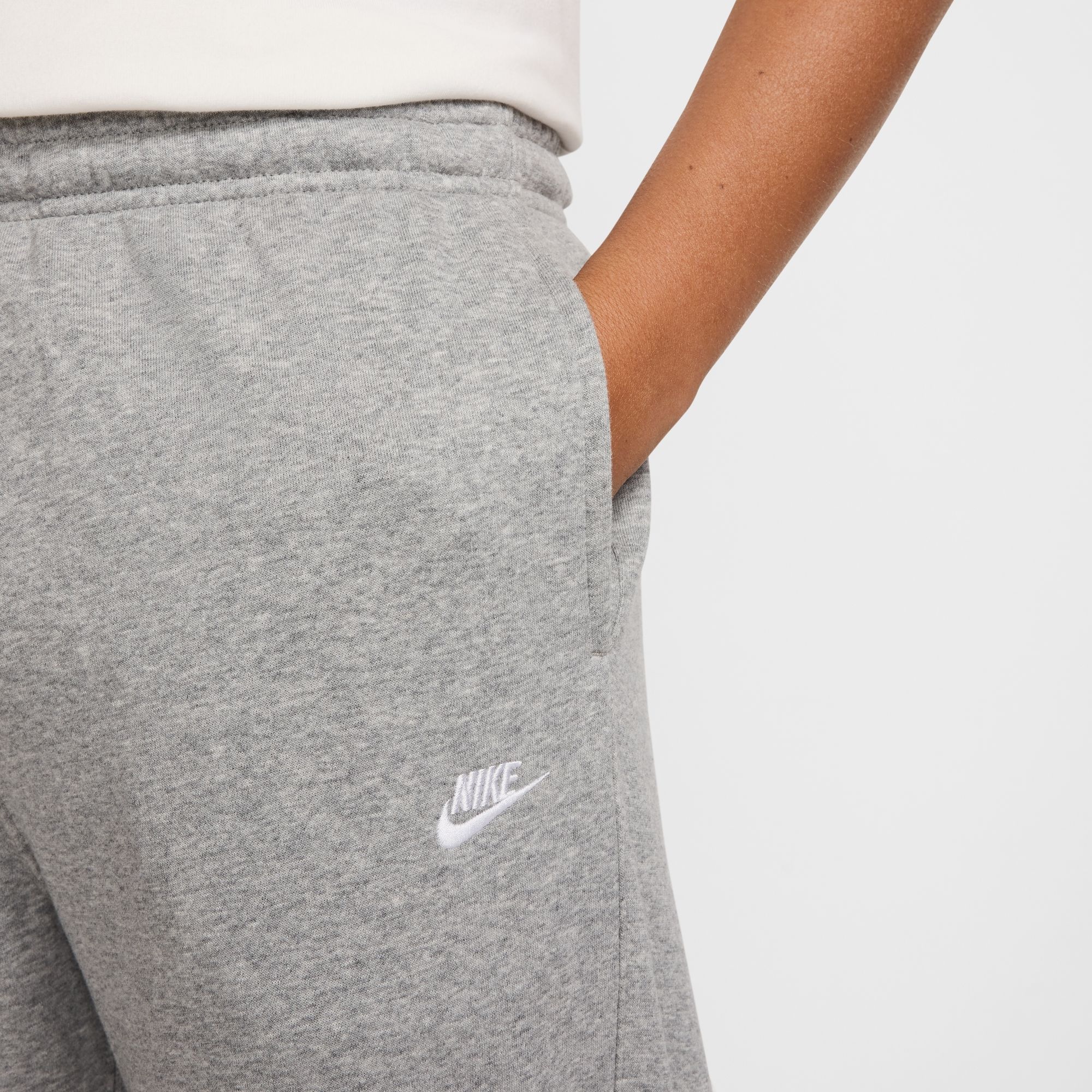 Nike Sportswear Sporthose »Nike Club Men's French Terry Joggers«