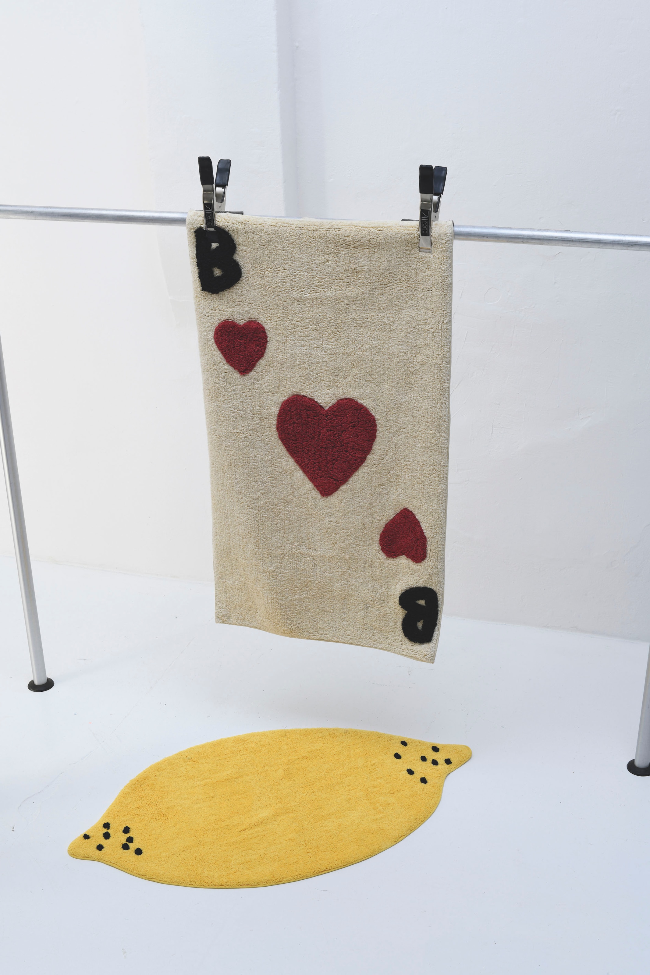 TOM TAILOR HOME Badematte »Bings Heart of Bings«, fußbodenheizungsgeeignet, Badteppich, reine Baumwolle, Uni-Farben, Motiv Herzen & Buchstaben