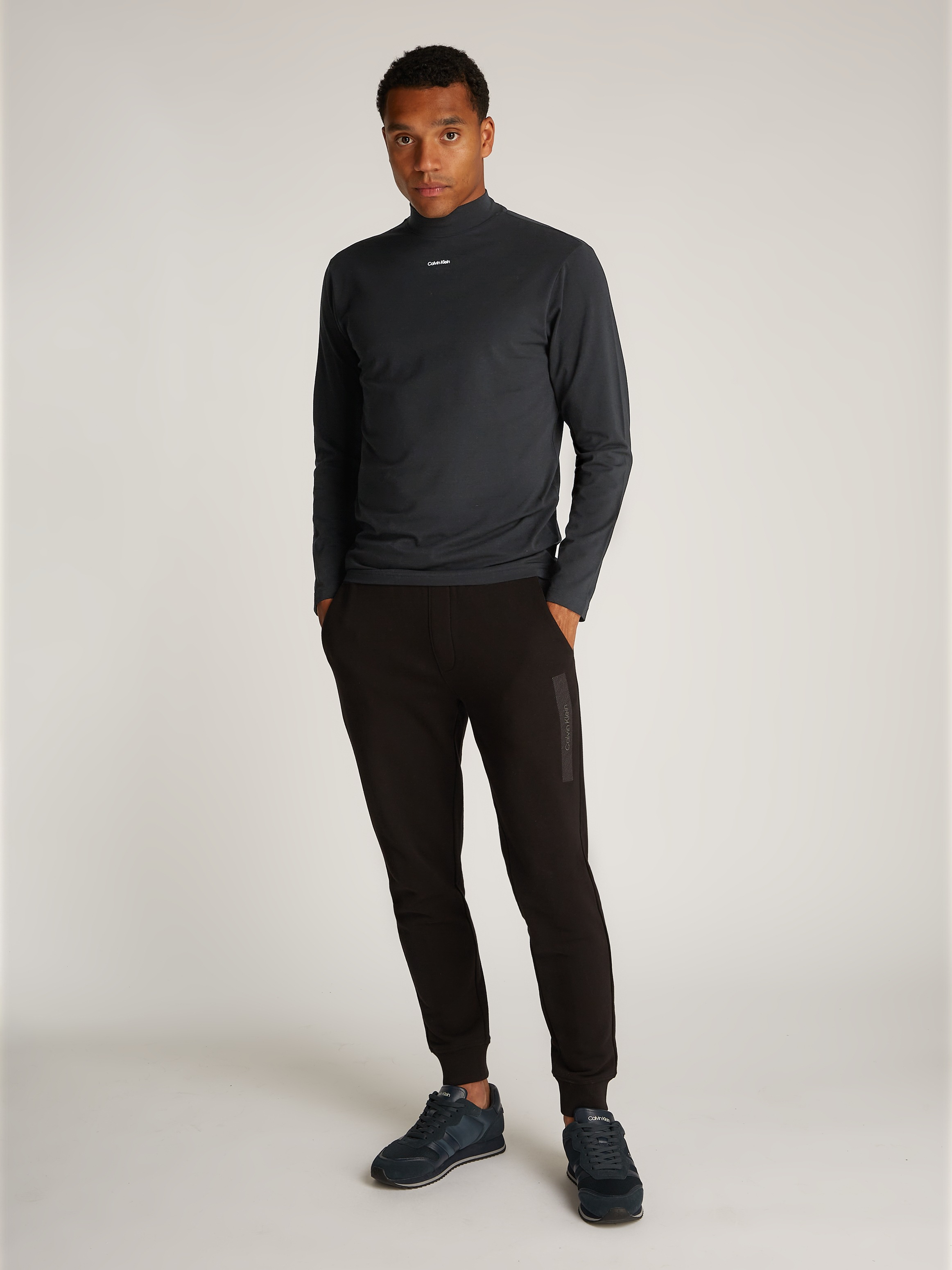 Calvin Klein Stehkragenshirt »NANO LOGO LS MOCK T-SHIRT«, mit Logoprint