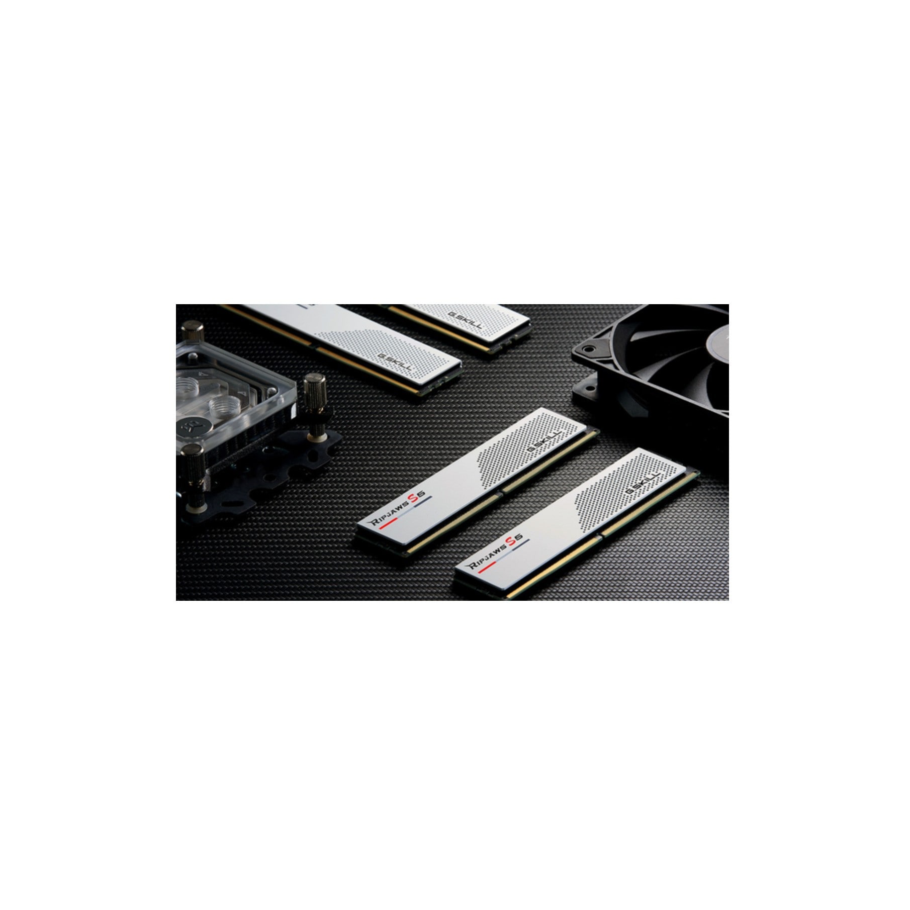 G.Skill Arbeitsspeicher »S5 / F5-6000J3040F16GX2-RS5W«