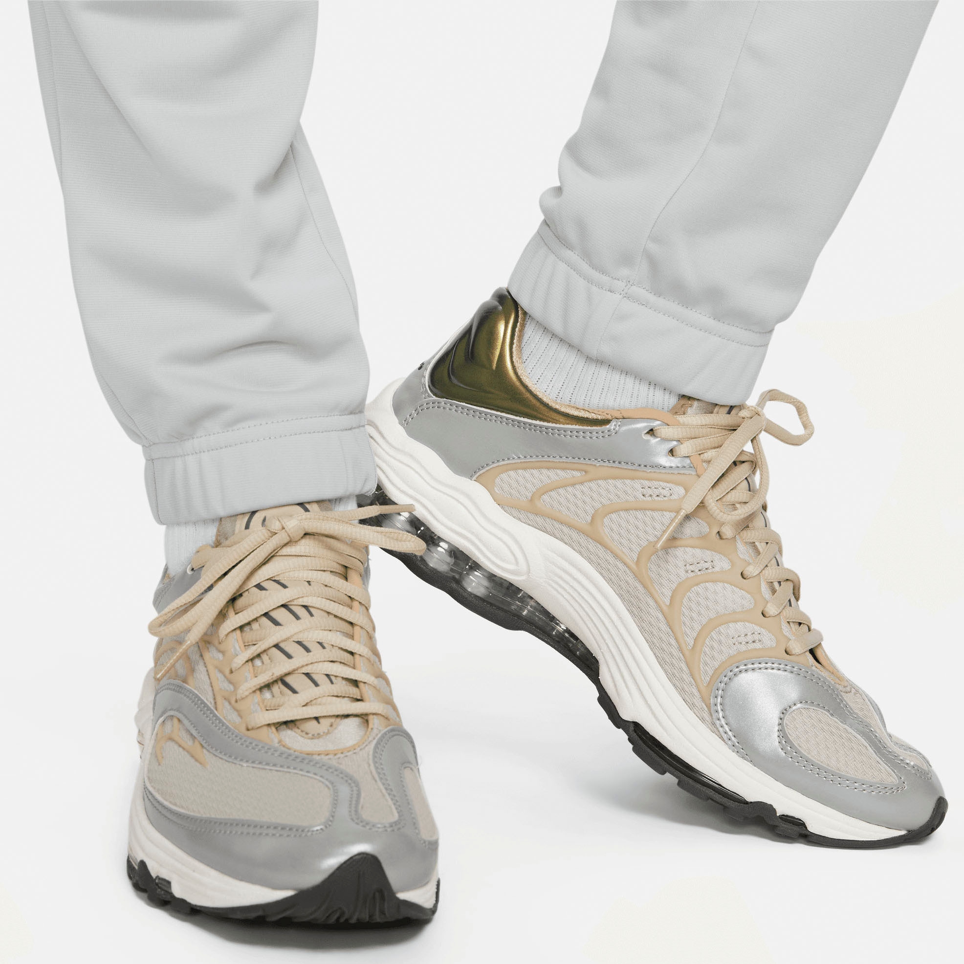 Nike Sportswear Trainingsanzug »Sport Essentials Men's Poly-Knit Track Suit«, (Set, 2 tlg.)