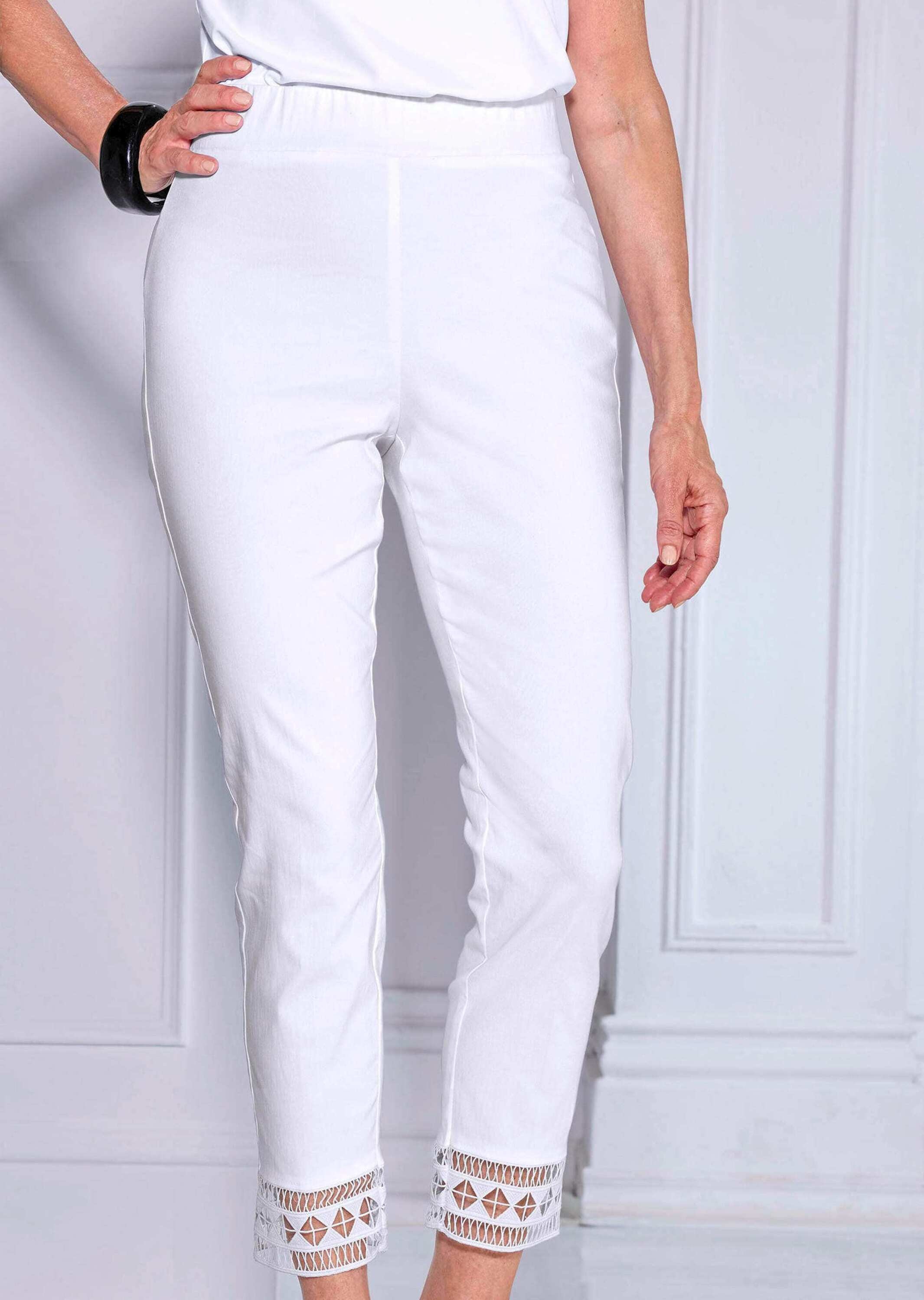 GOLDNER Schlupfhose »Kurzgröße Freizeithose LOUISA mit Spitzenabschluss«