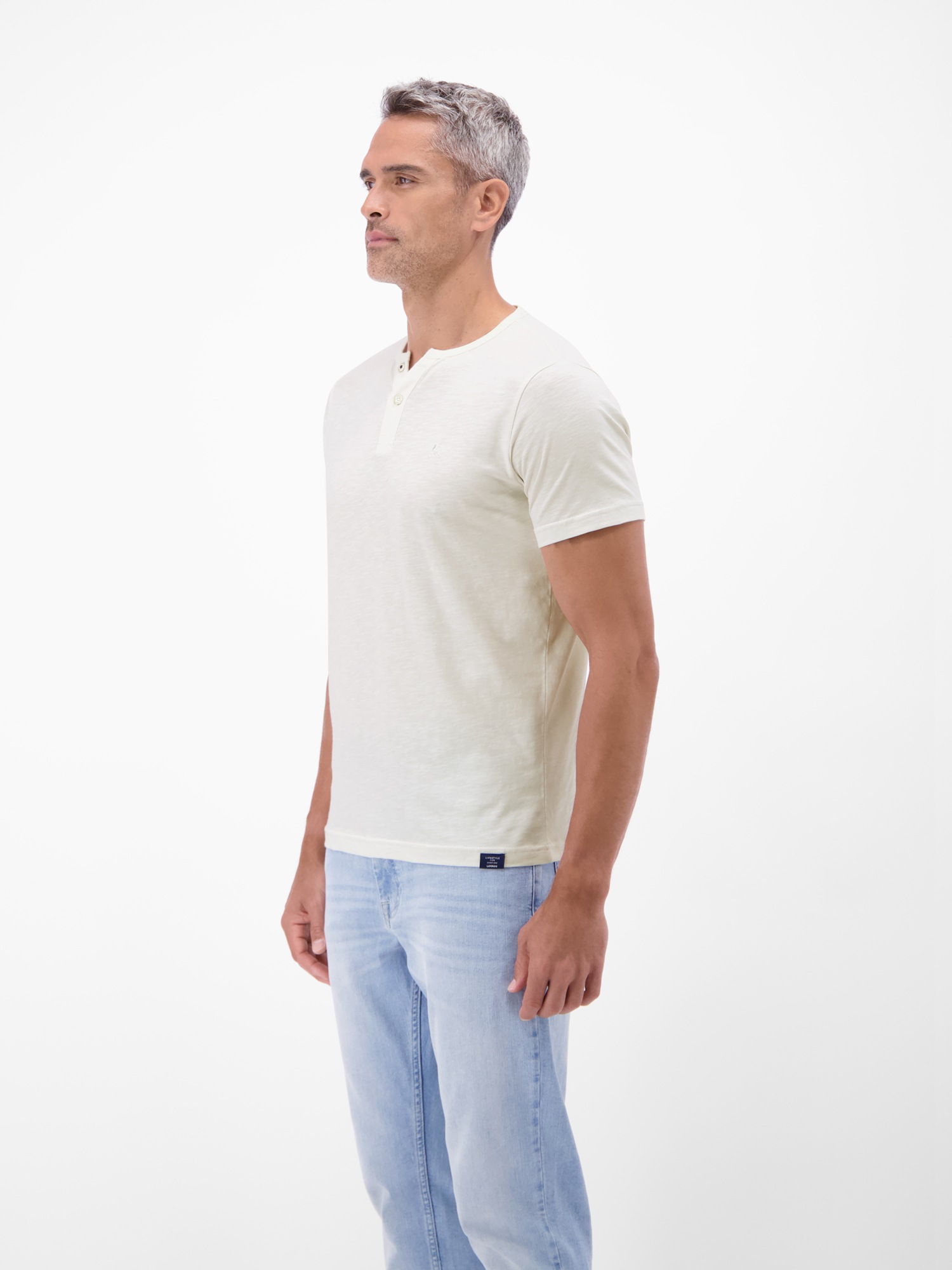 LERROS T-Shirt »T-Shirt mit Rundhalsausschnitt und Knopfleiste«