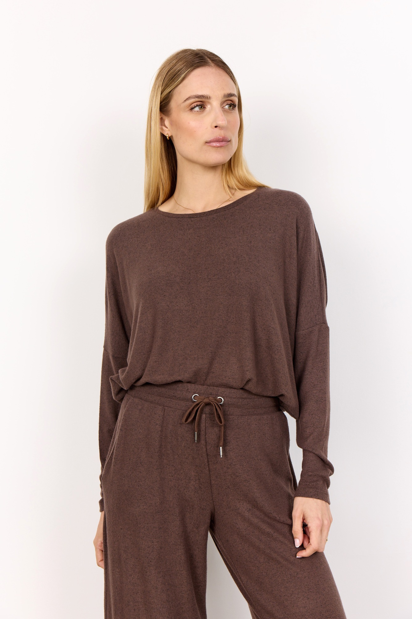 soyaconcept Rundhalsshirt »SC-BIARA 1«, bequemer Pullover, elastische Viskose-Qualität in melierter Optik